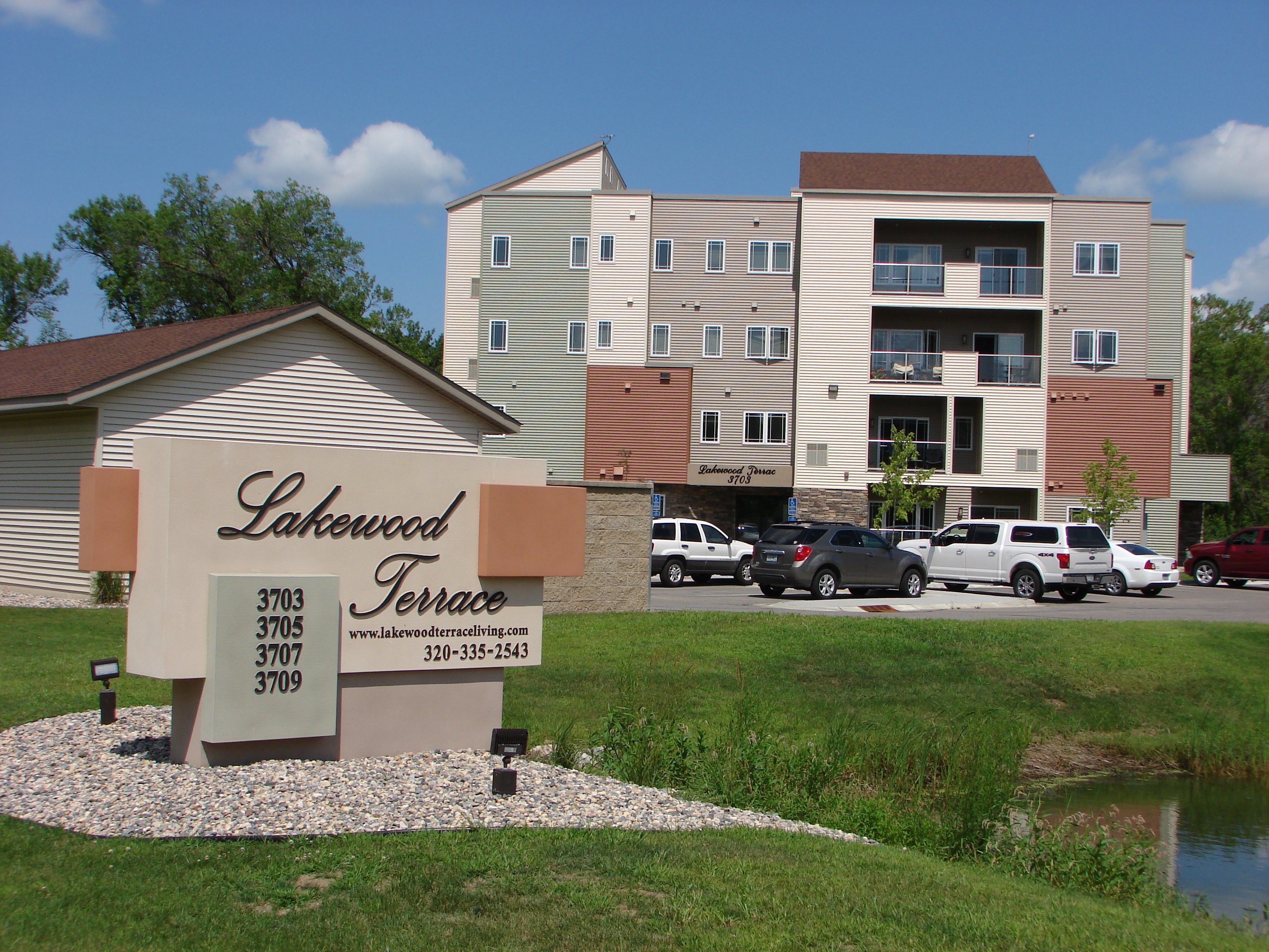 Alexandria Apartment: 3707 S Broadway St