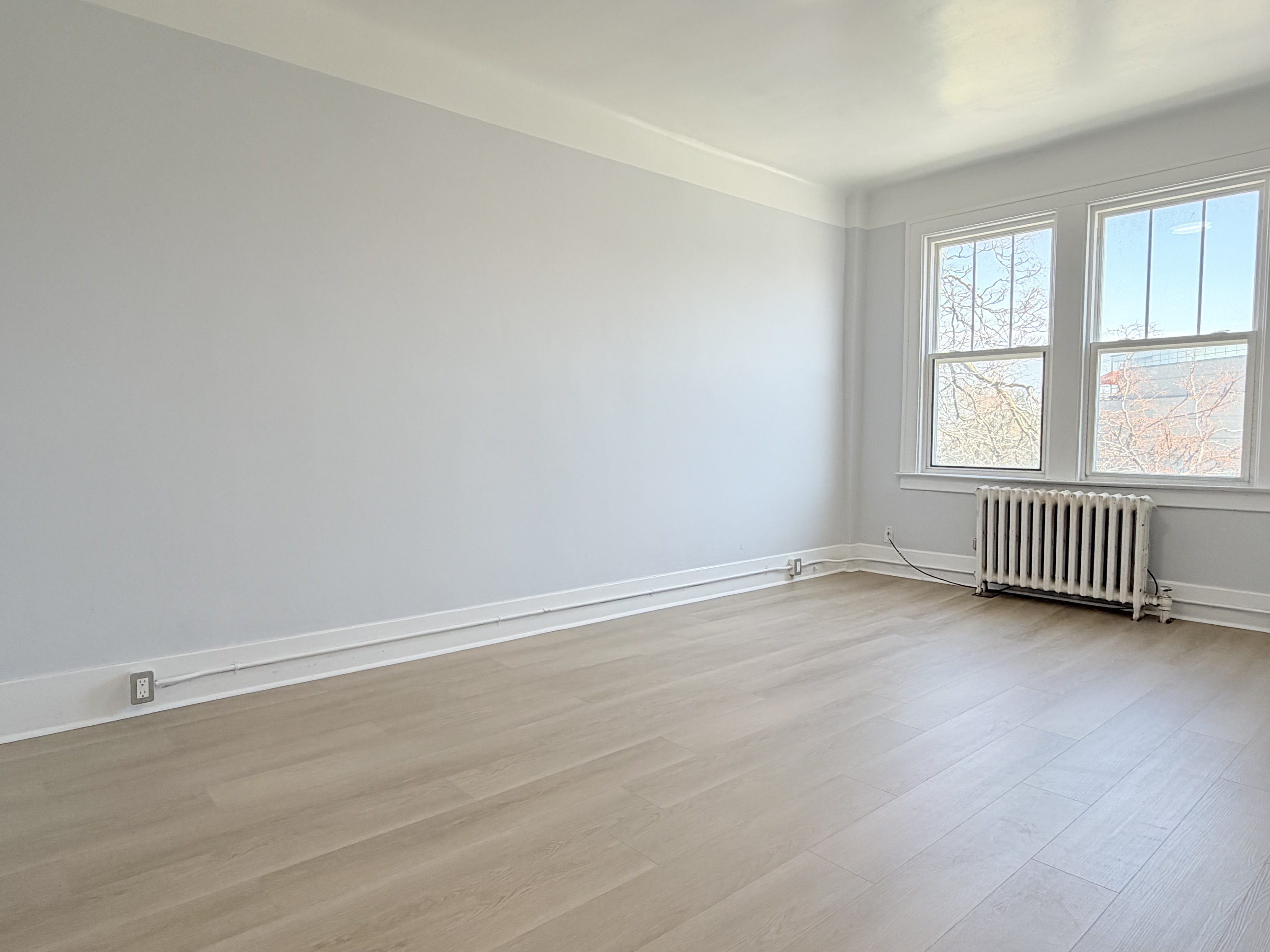 Windsor Condo: 524 Pitt St W