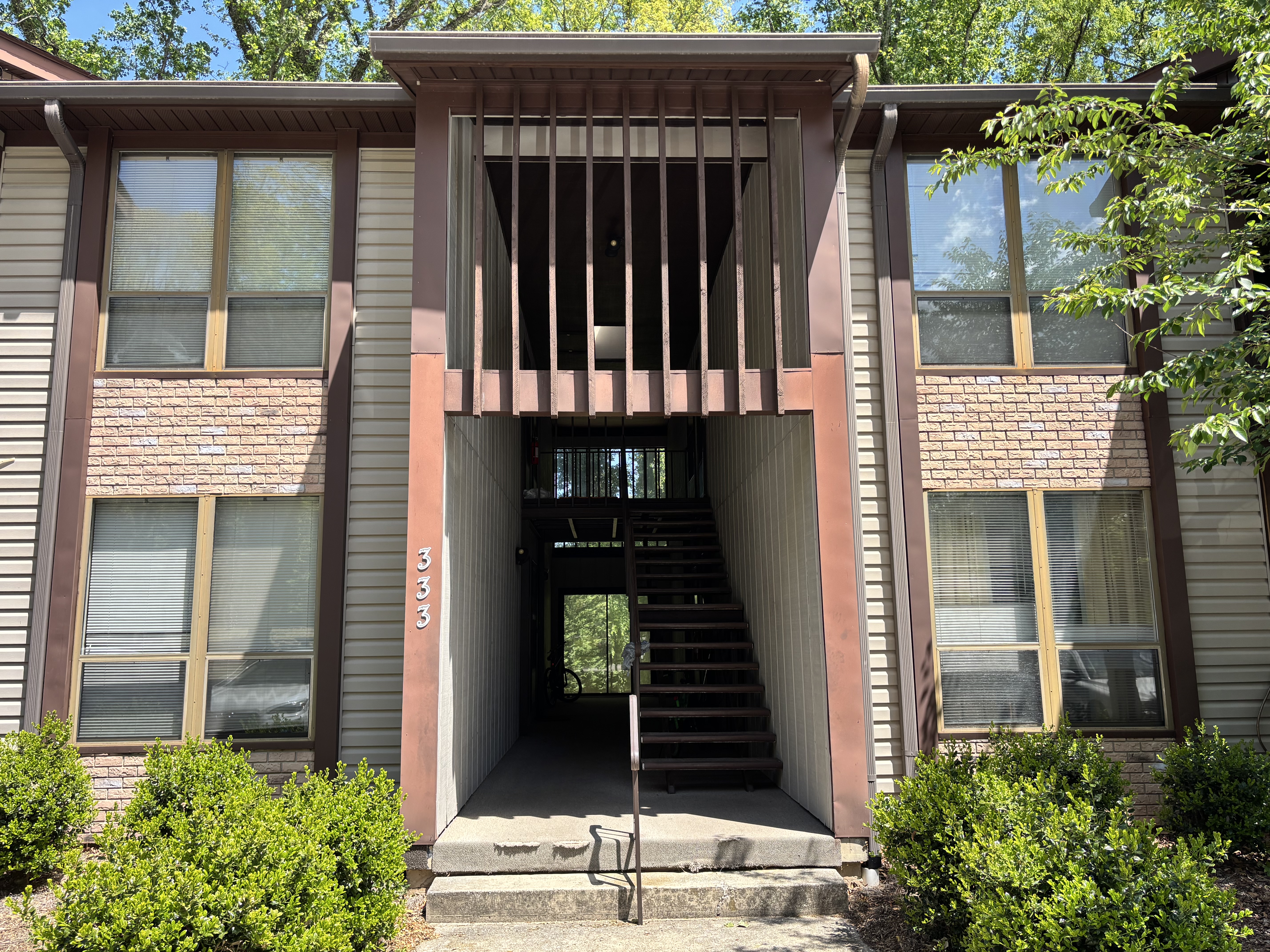 Hendersonville Condo: 333 W Lake Ave