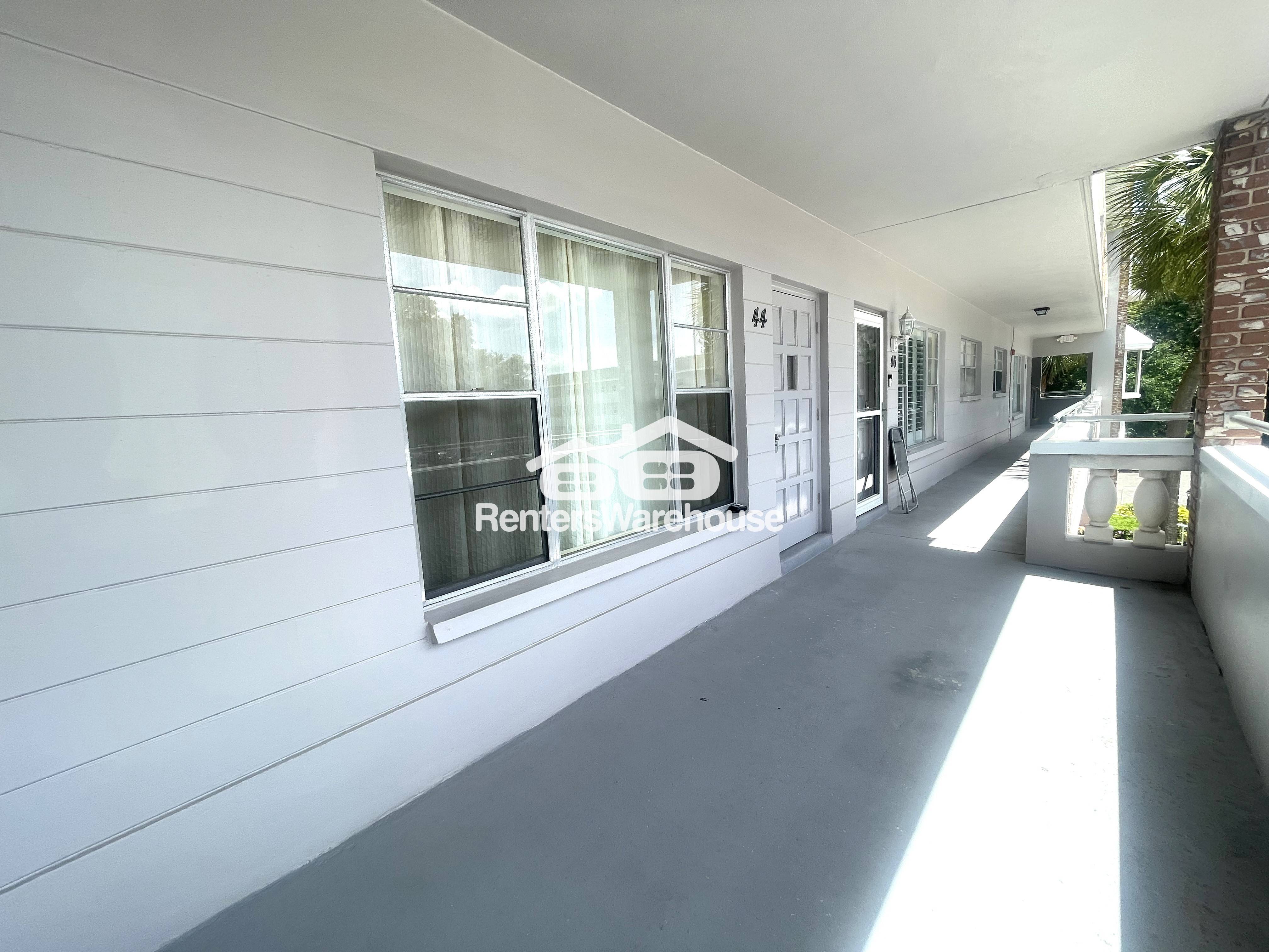 Clearwater Condo: 2460 Persian Dr