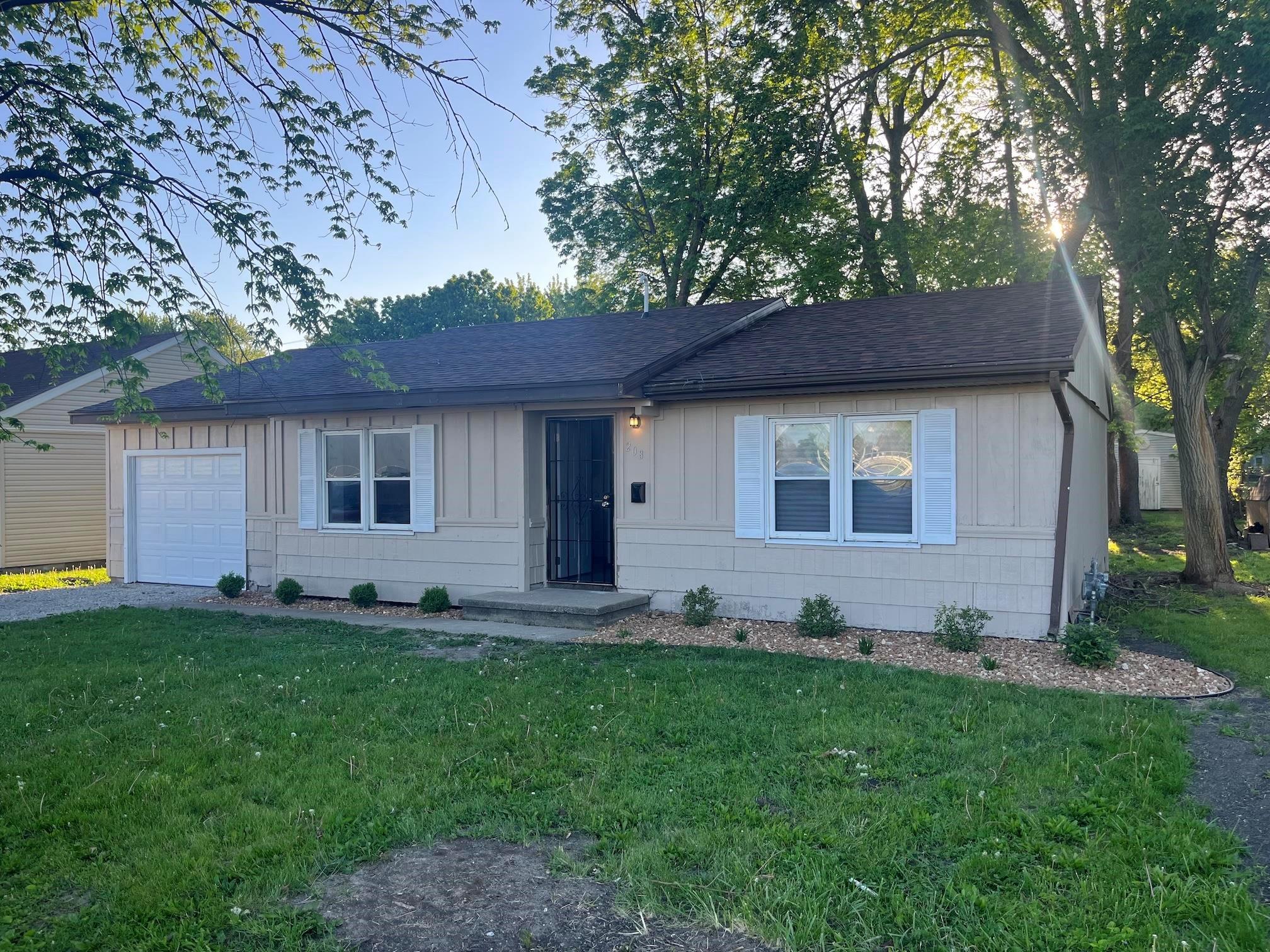 Georgetown House: 208 Logan