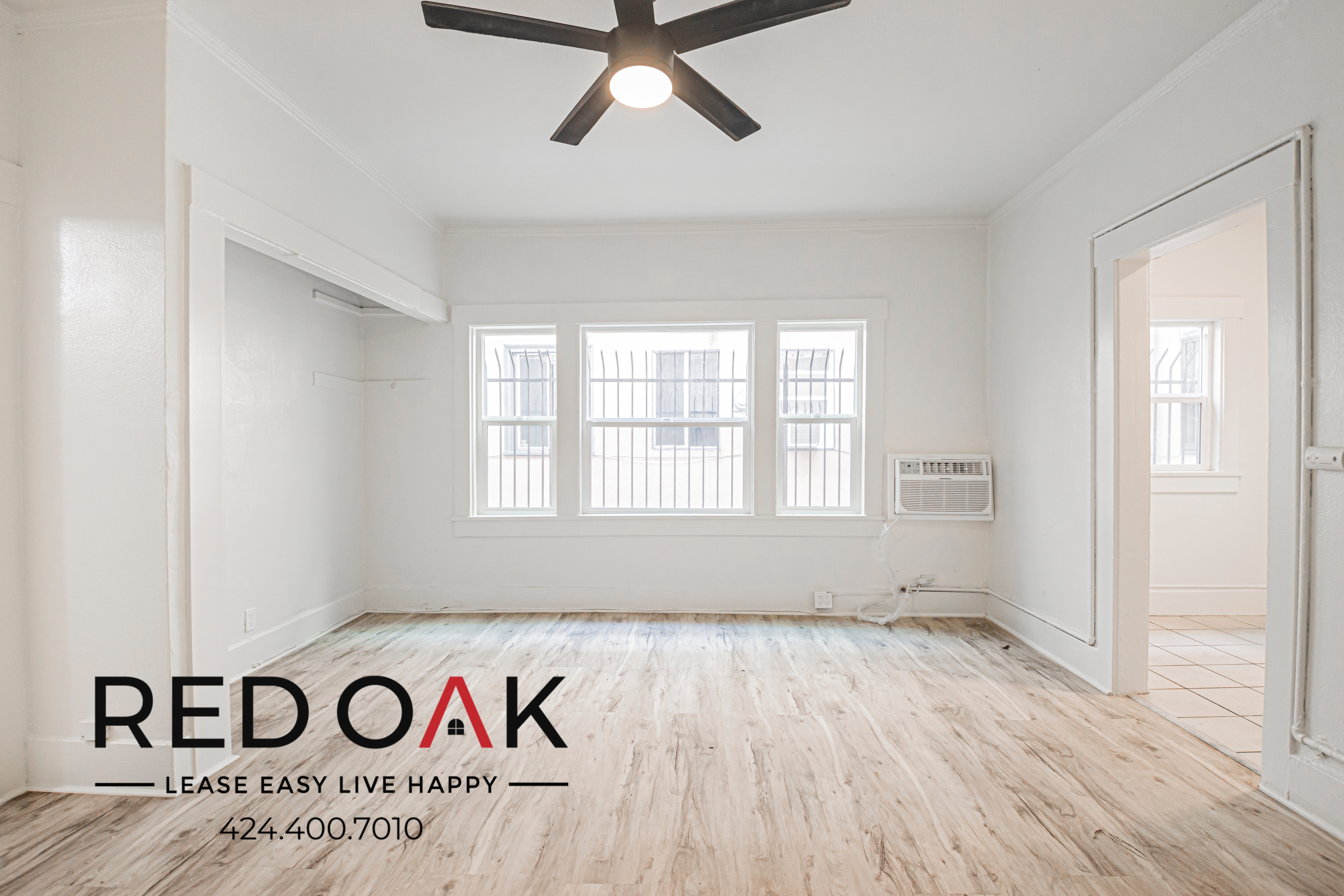 Los Angeles Apartment: 822 S Park View St
