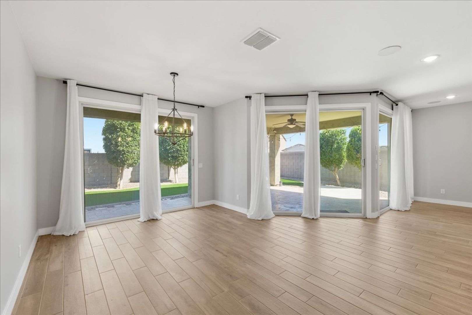 Goodyear House: 2225 N 140th Dr