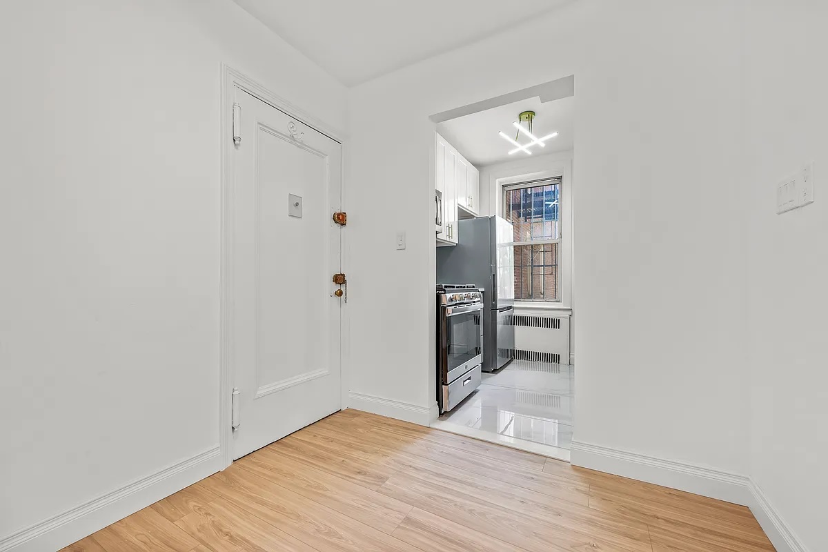 Kew Gardens Condo: 12416 84th Rd