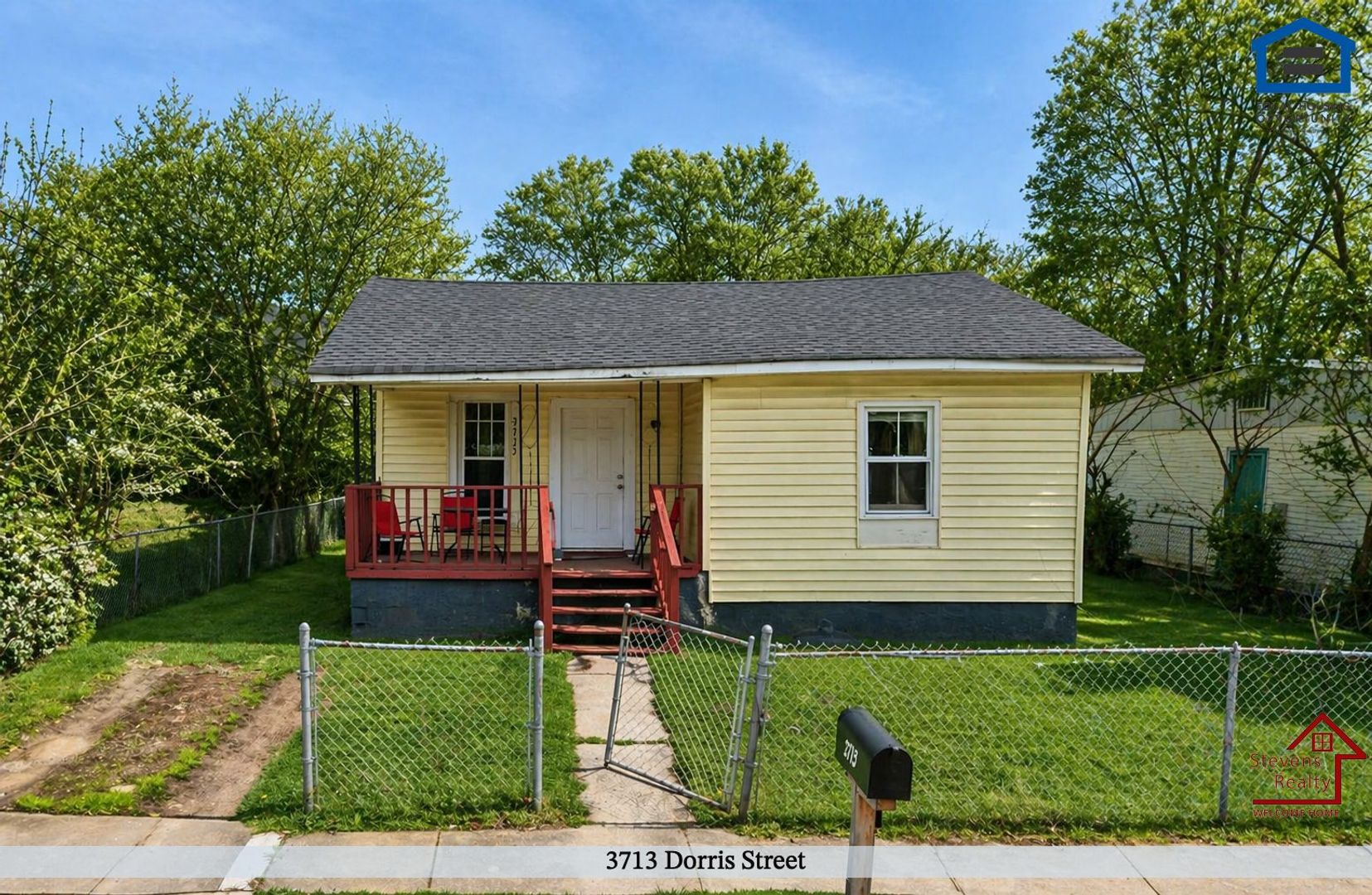 Chattanooga House: 3713 Dorris St
