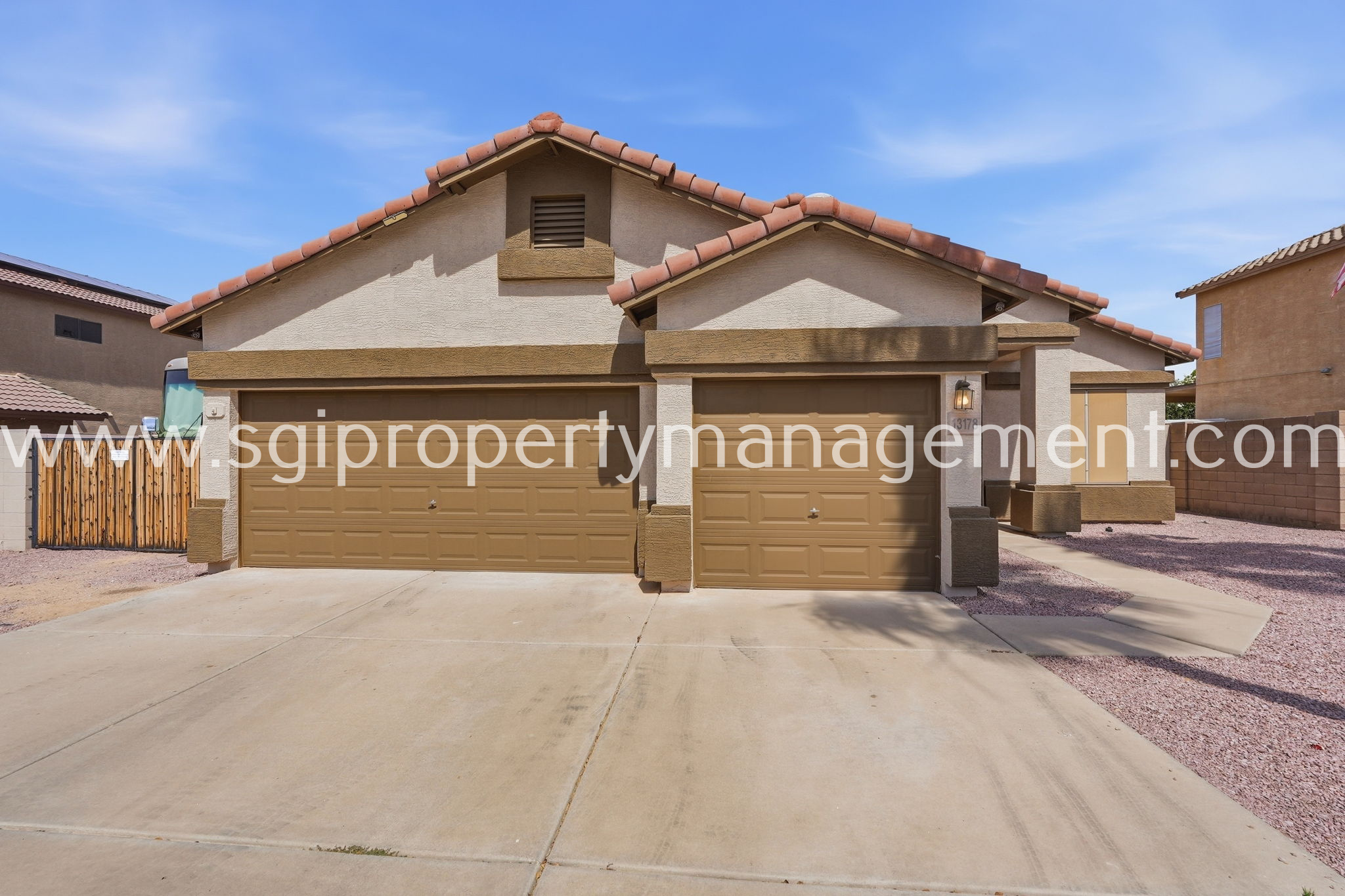 Surprise House: 13178 W Rimrock St