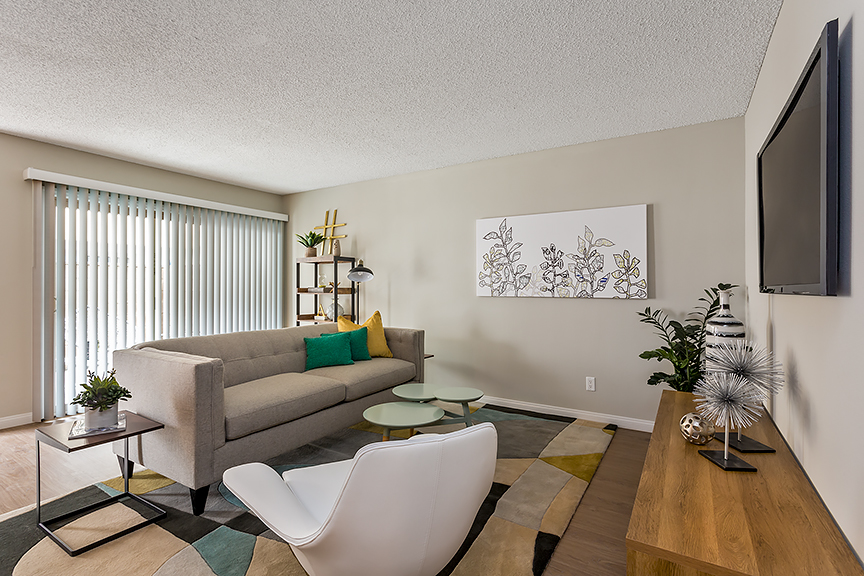 Los Alamitos Apartment: 11152 Wallingsford Rd