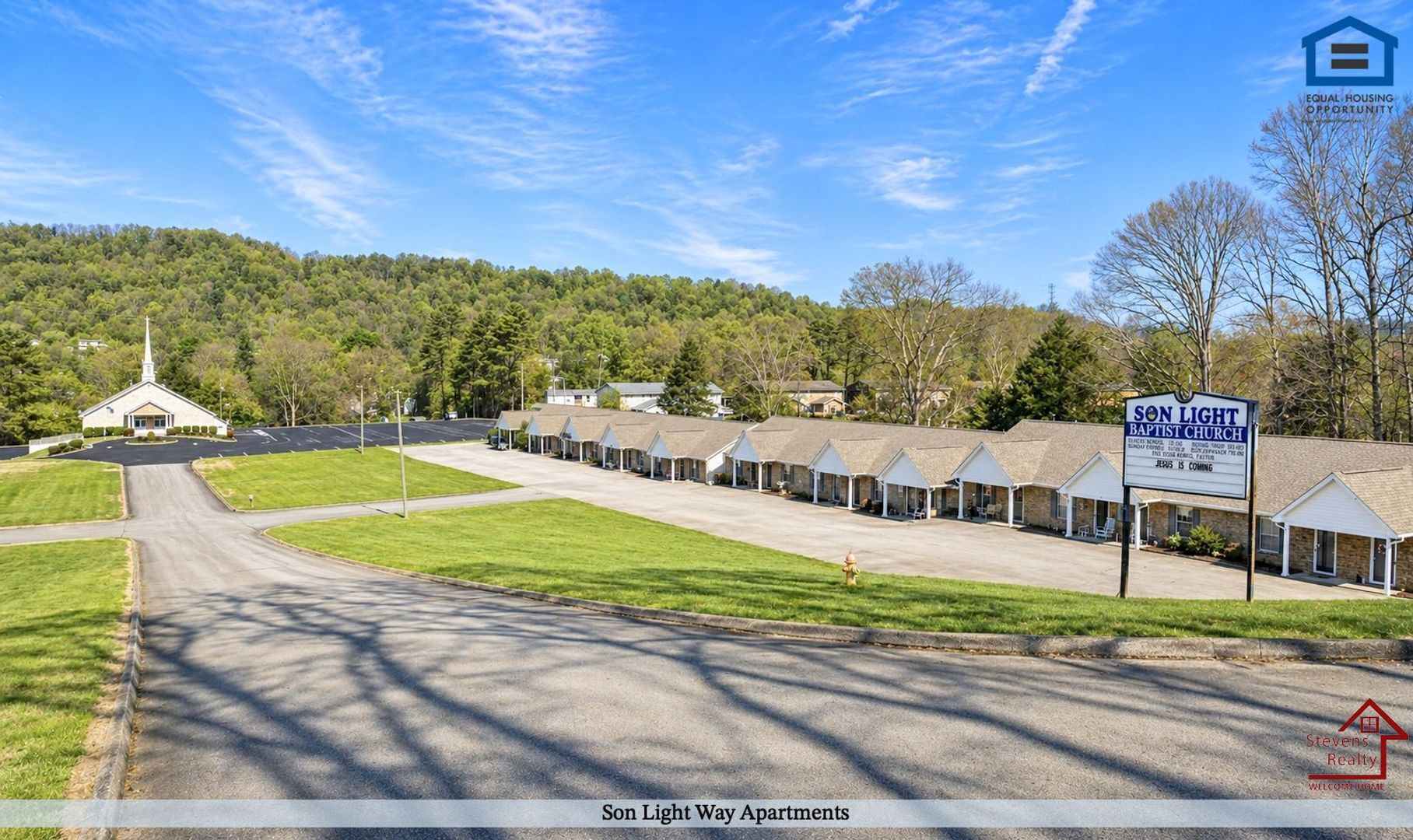 Knoxville House: 6473 Son Light Way