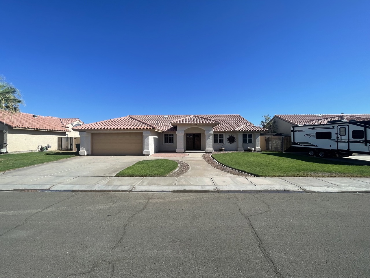 Yuma House: 7806 E Topeka Pl