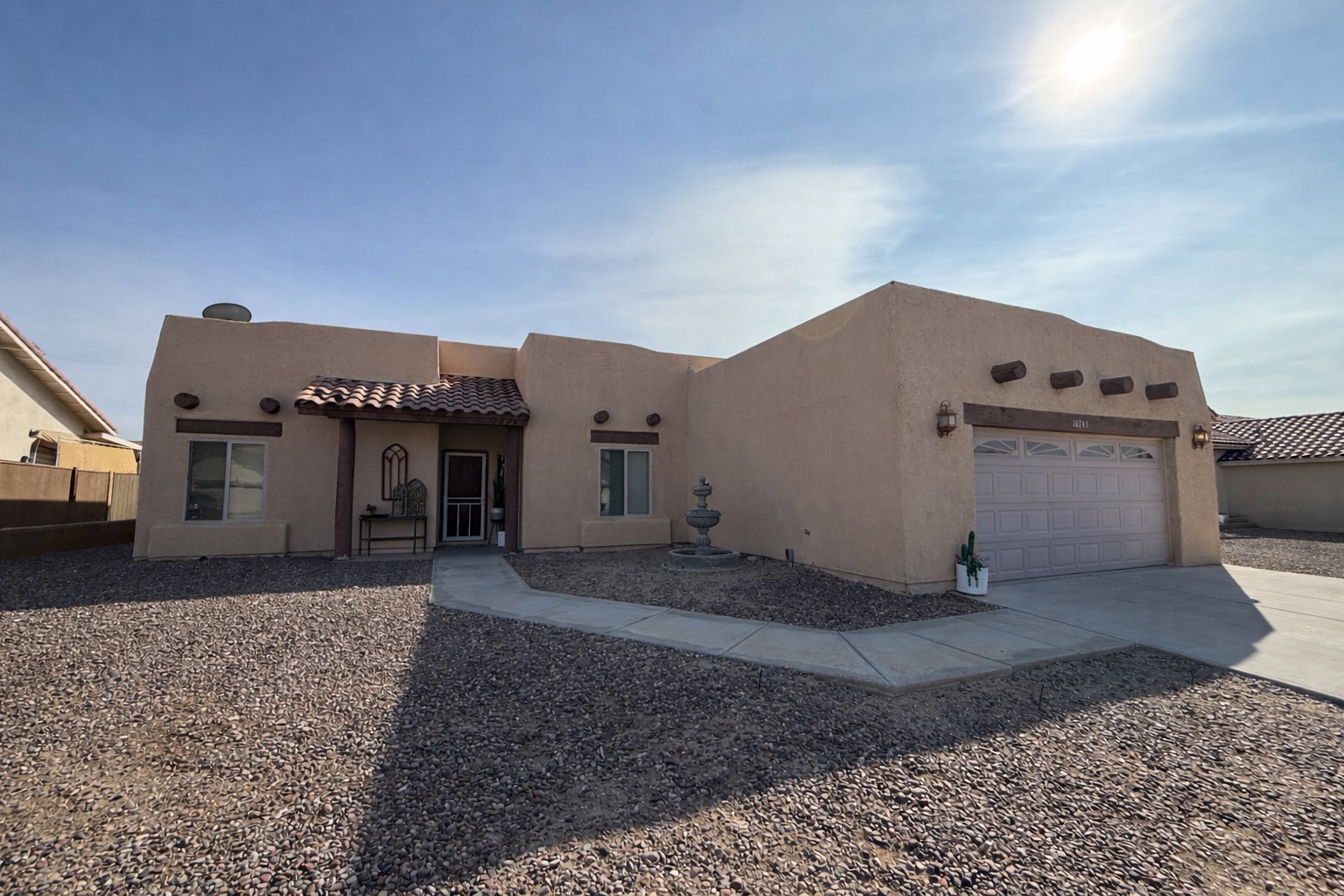 Yuma House: 10745 E 38th Ln