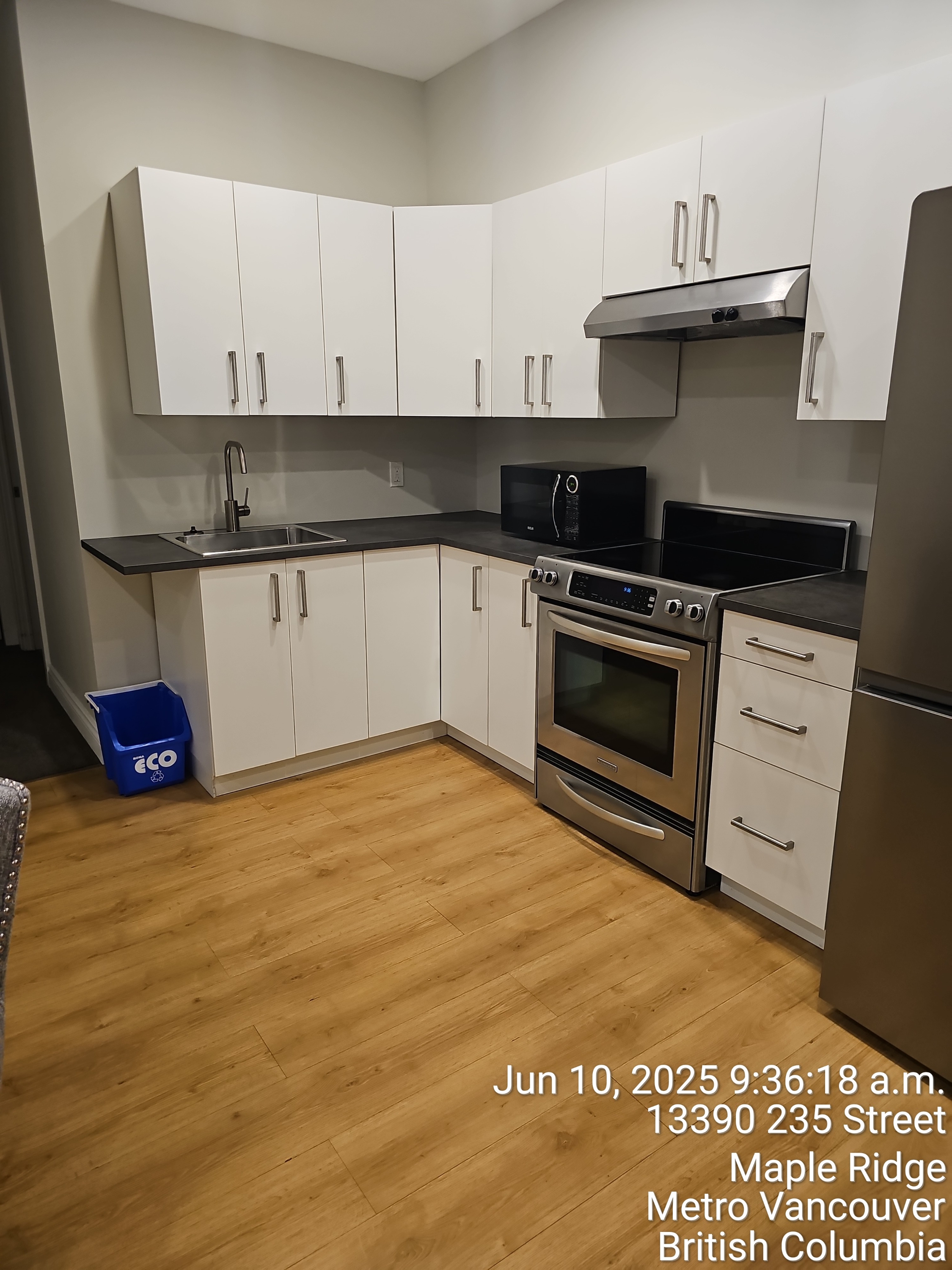 Maple Ridge House: 13390 235 Street - 2