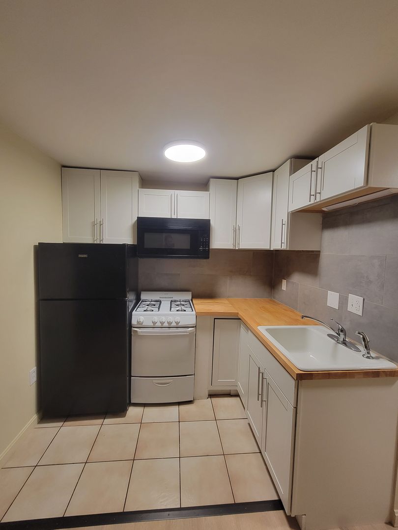 Concord Condo: 81 Fisherville Road