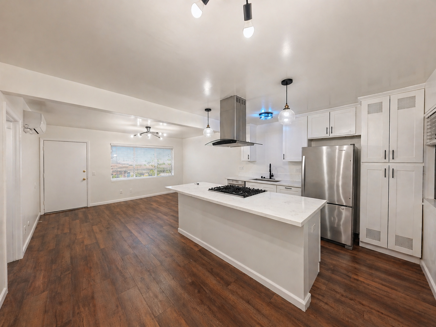 Los Angeles Apartment: 6607 N Figueroa St