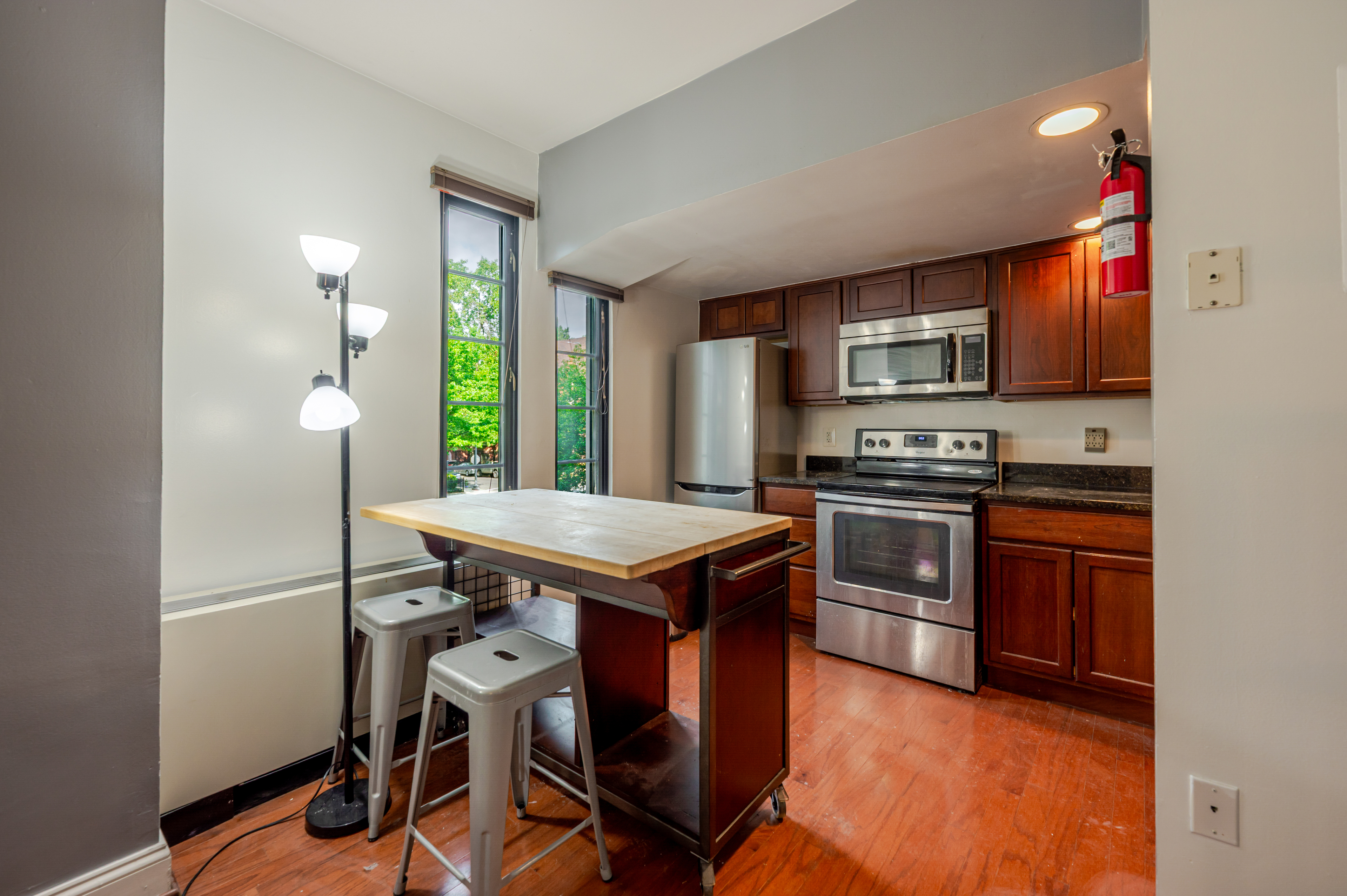 Washington Condo: 1701 16th St NW
