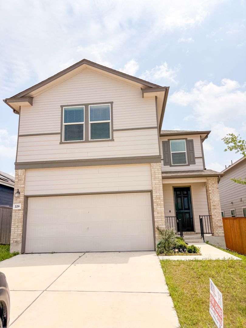 Jarrell House: 229 Barbary Coast Ln