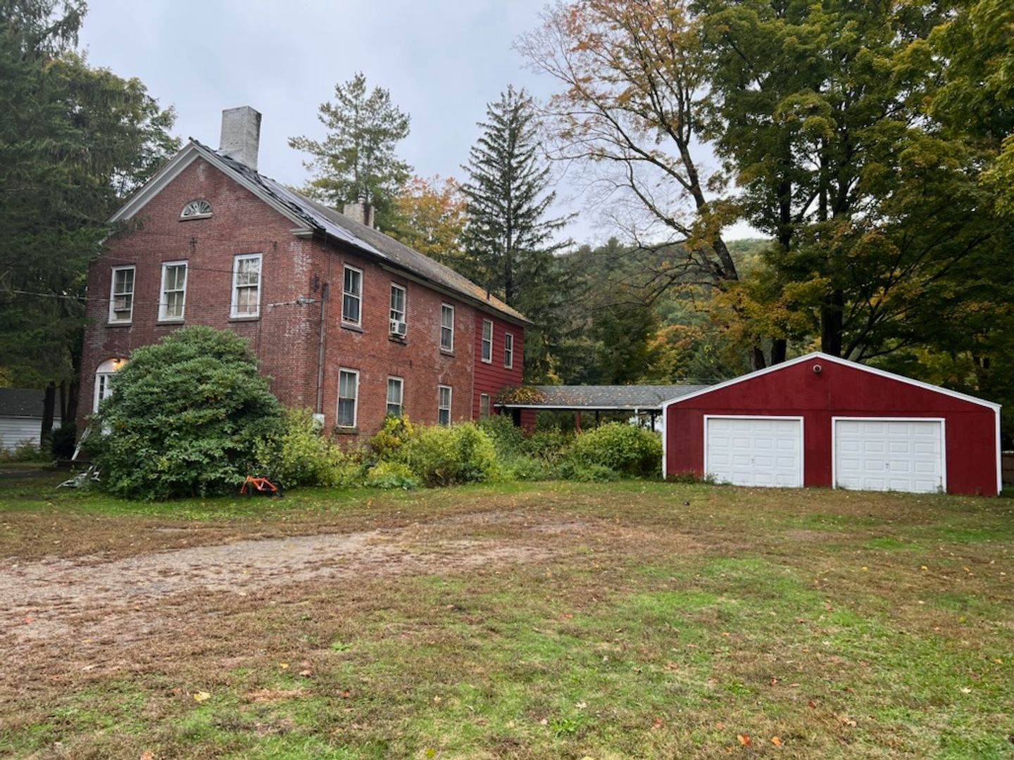 New Hartford Condo: 363 Main St