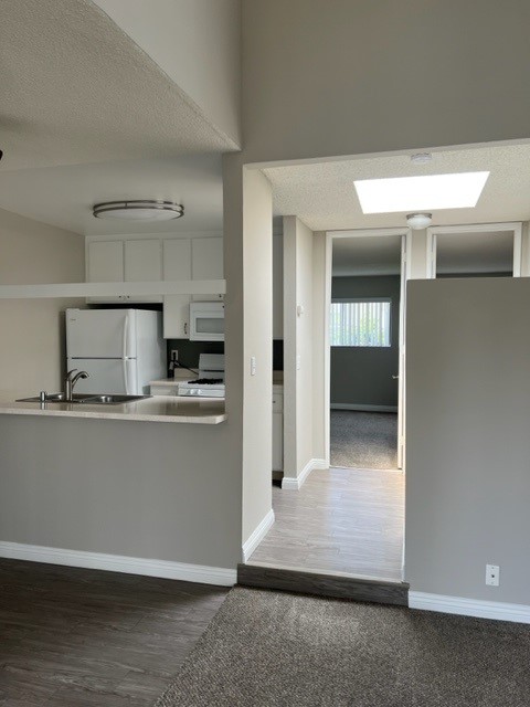 Costa Mesa Apartment: 2650 Harla Avenue