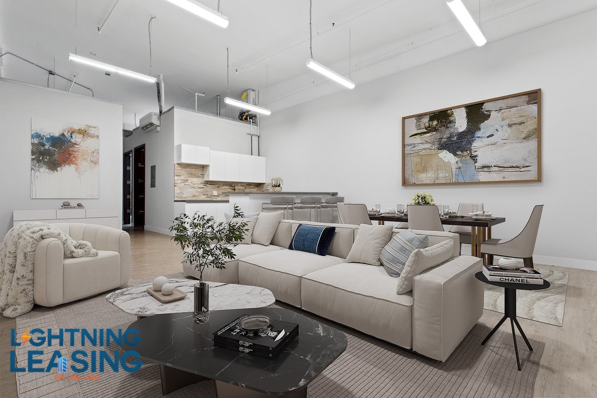 Los Angeles Condo: 3751 S Hill S