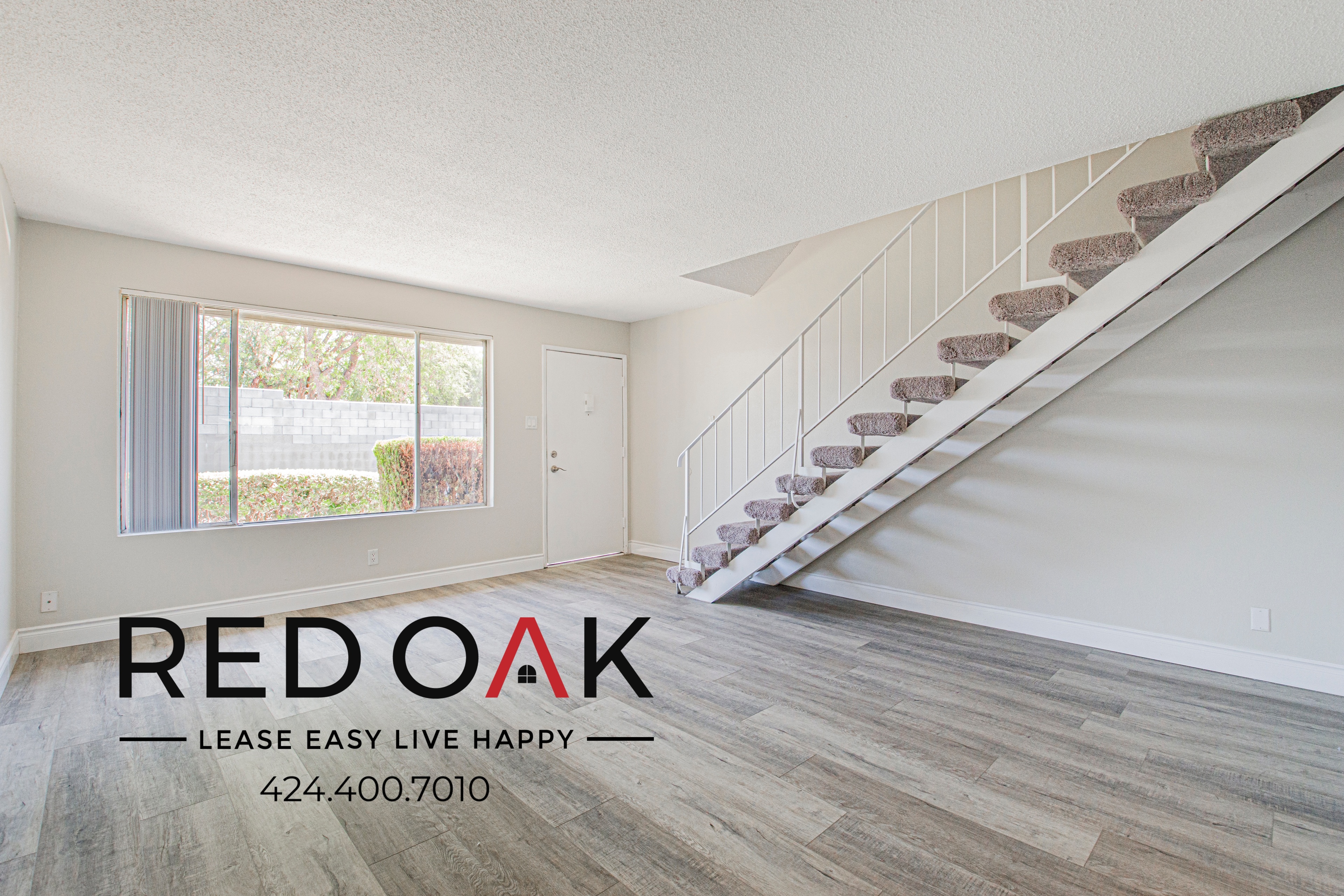 Pomona Condo: 151 Drake Street