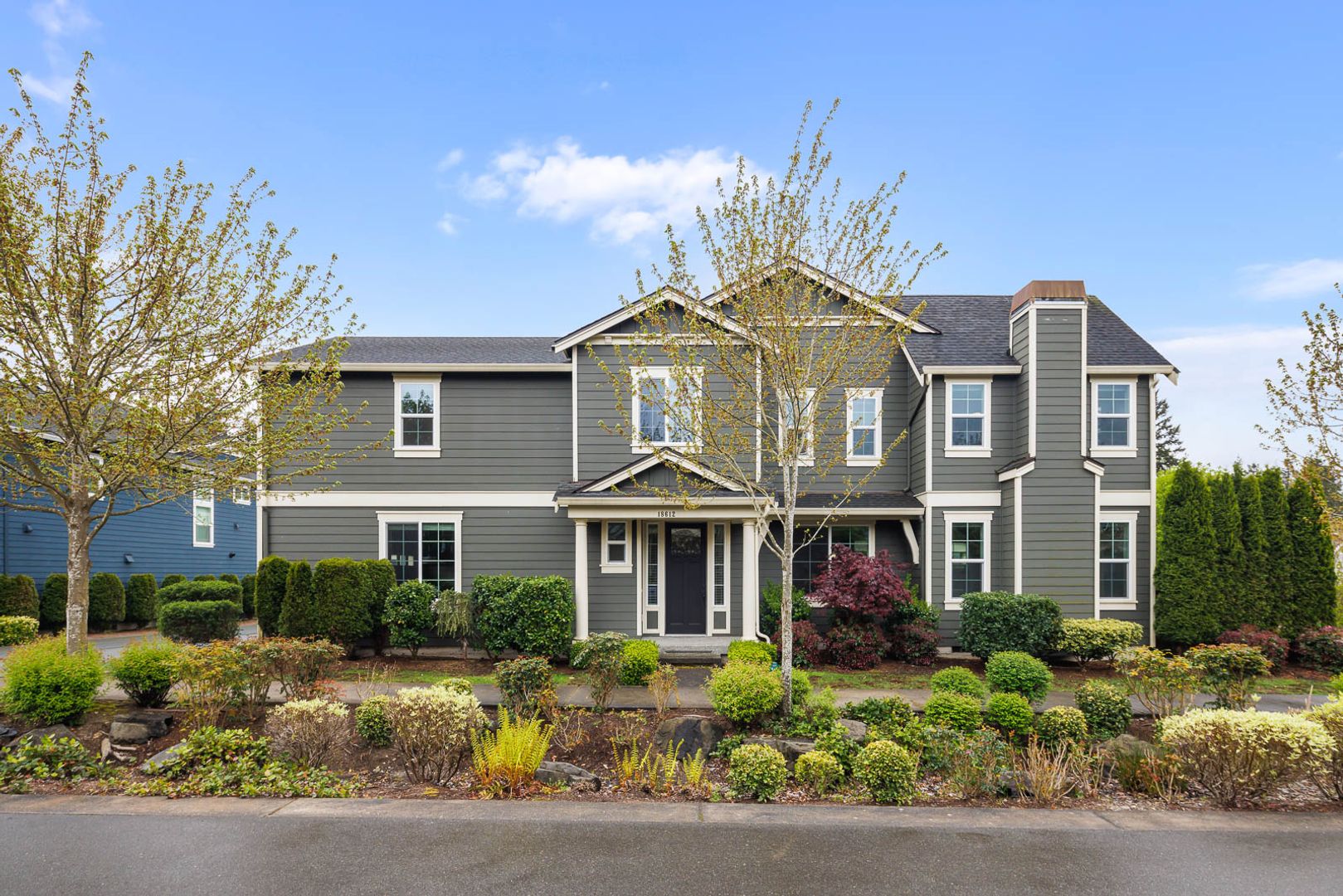 Bothell House: 18612 44th Dr SE