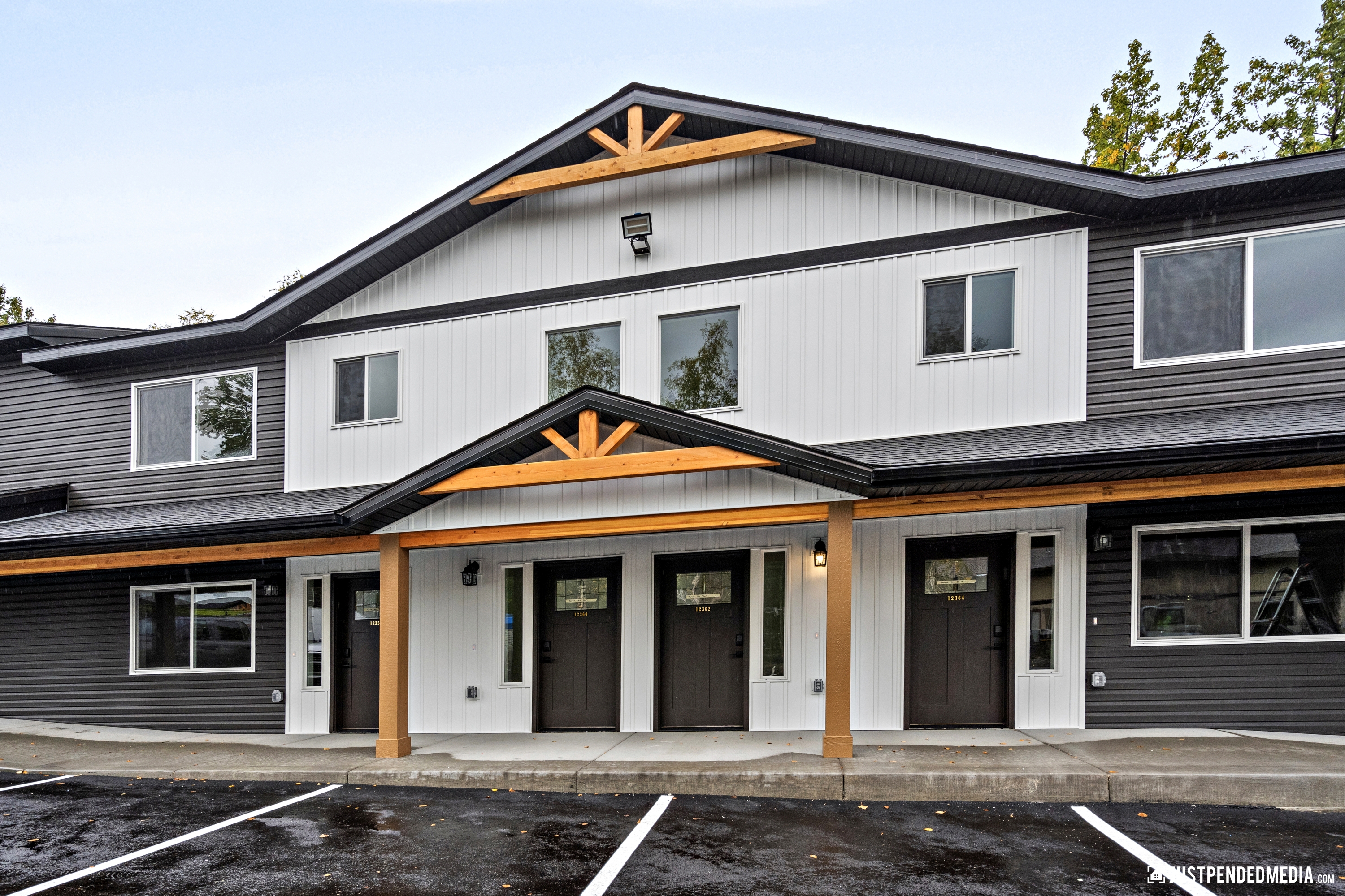 Eagle River Condo: 12378 Lake St
