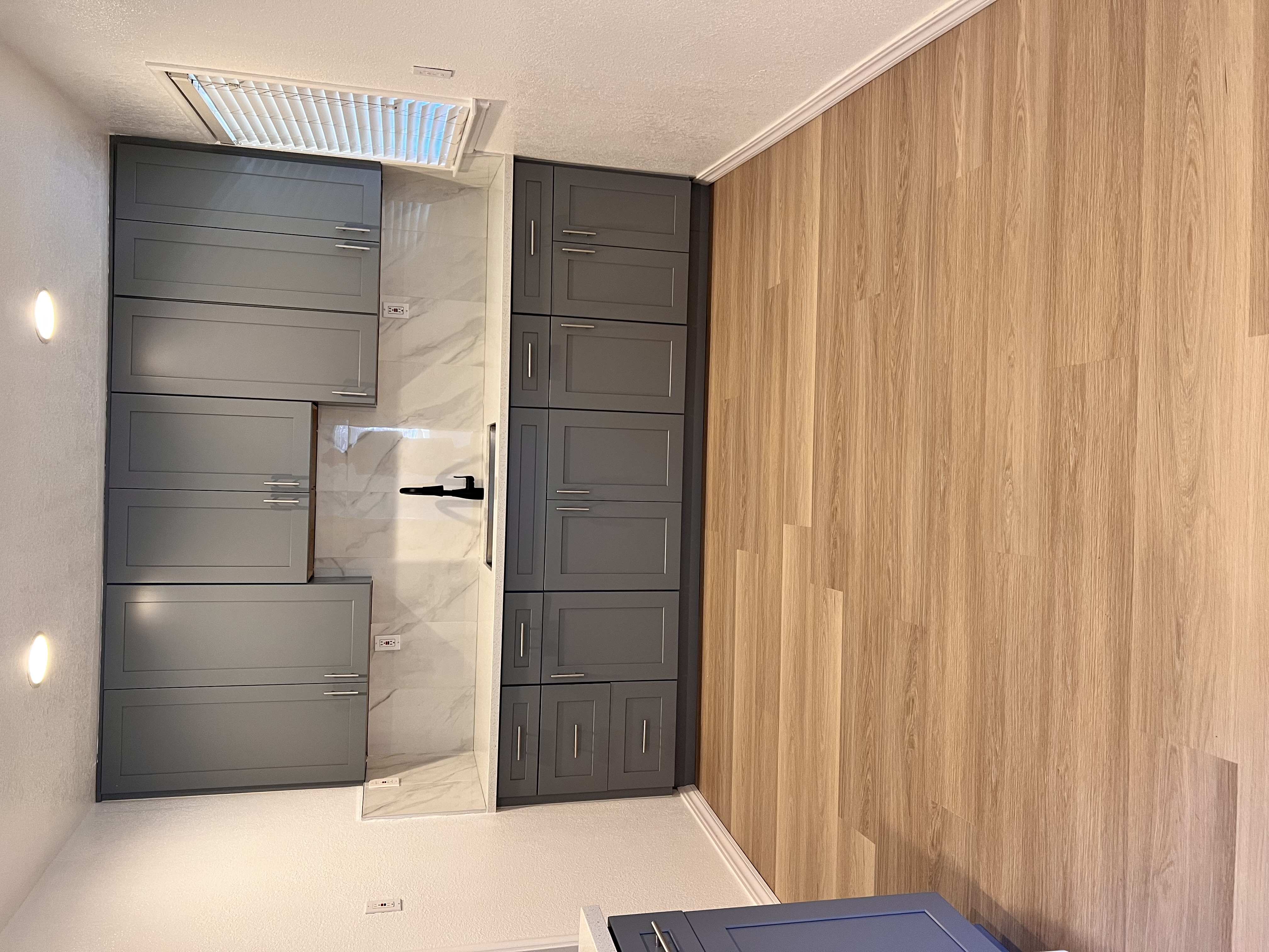 Felton Condo: 144 San Lorenzo Ave