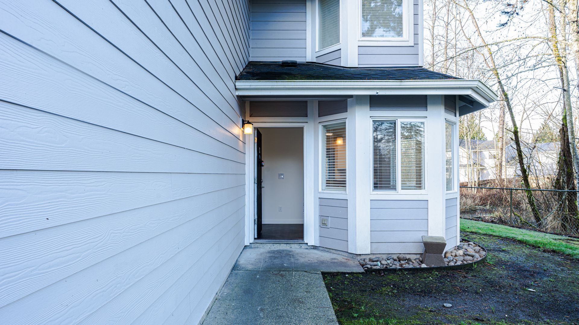 Lake Stevens Apartment: 12506 16th St NE