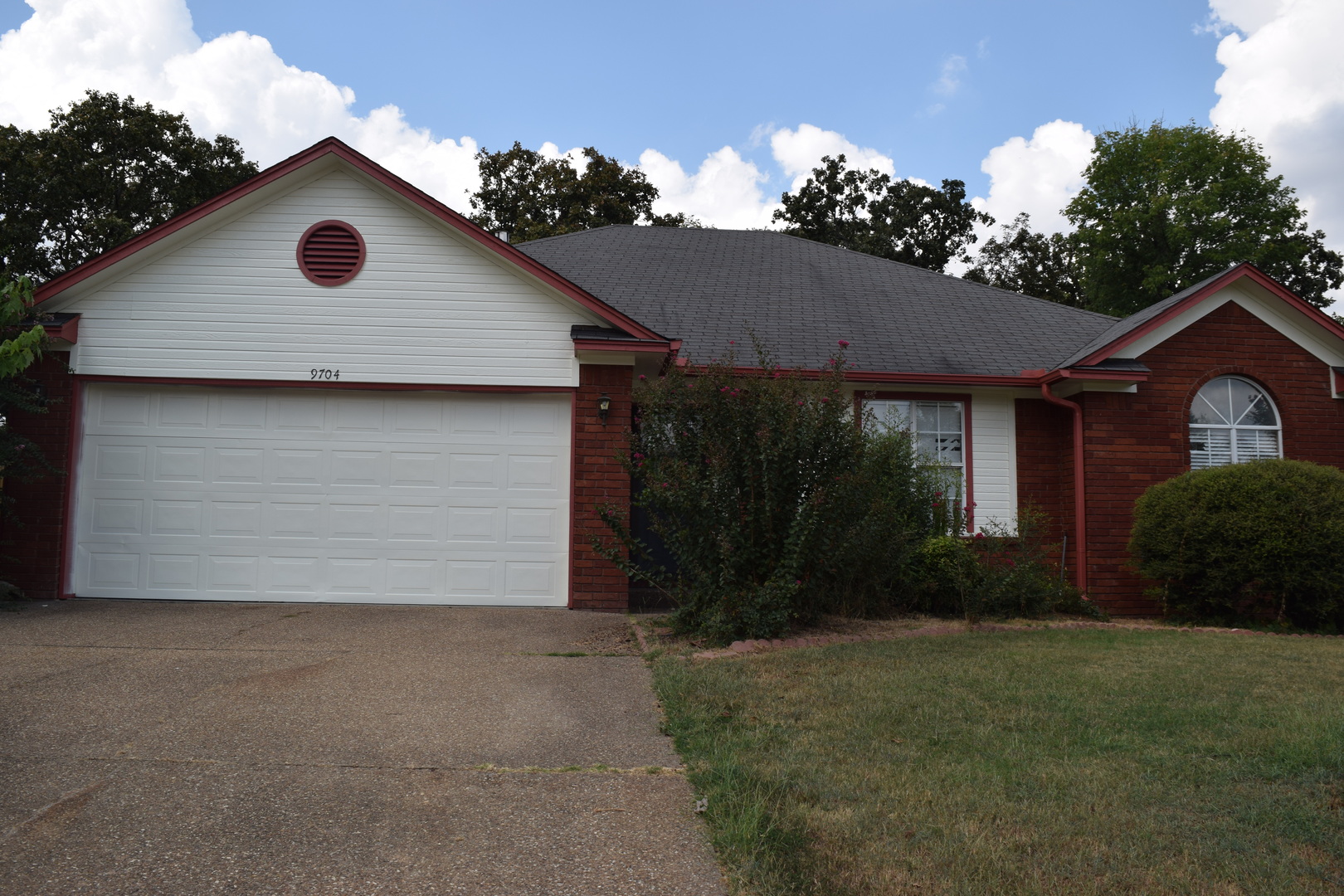 Fort Smith House: 9704 Croxted Rd.