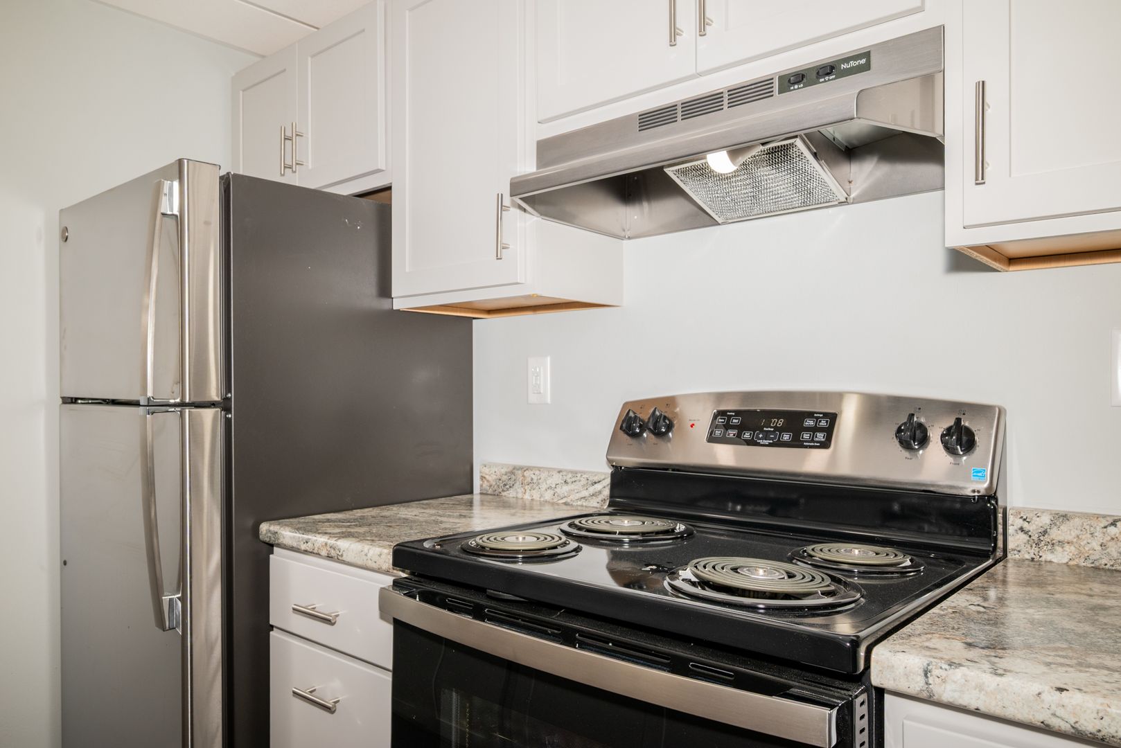 BARABOO Apartment: 201 1ST Ave