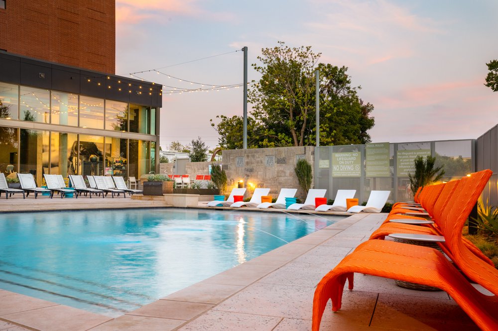 Austin Condo: 1210 E 5th St