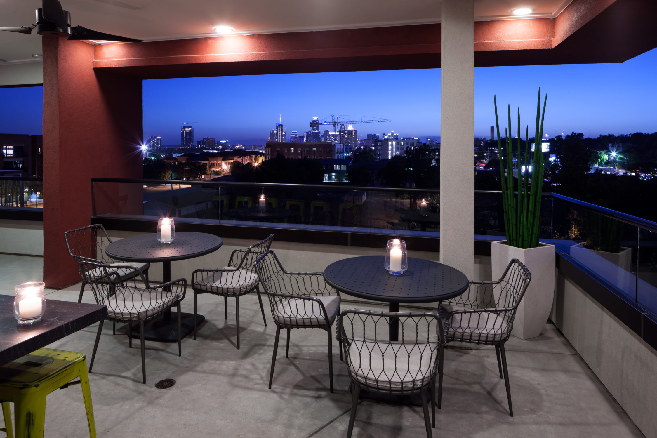 Austin Condo: 2401 E 6th St