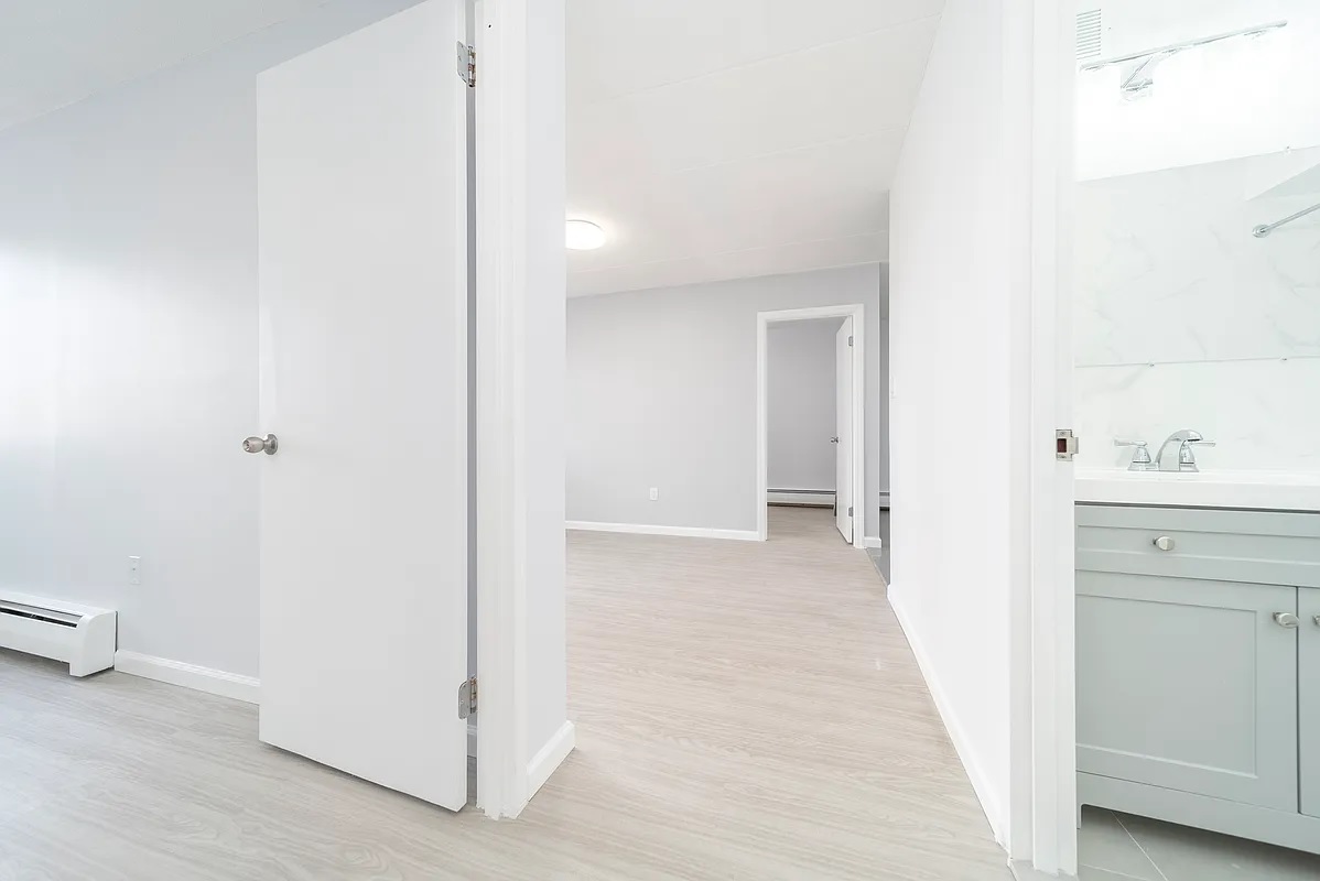 Flushing Condo: 134-46 Maple Ave