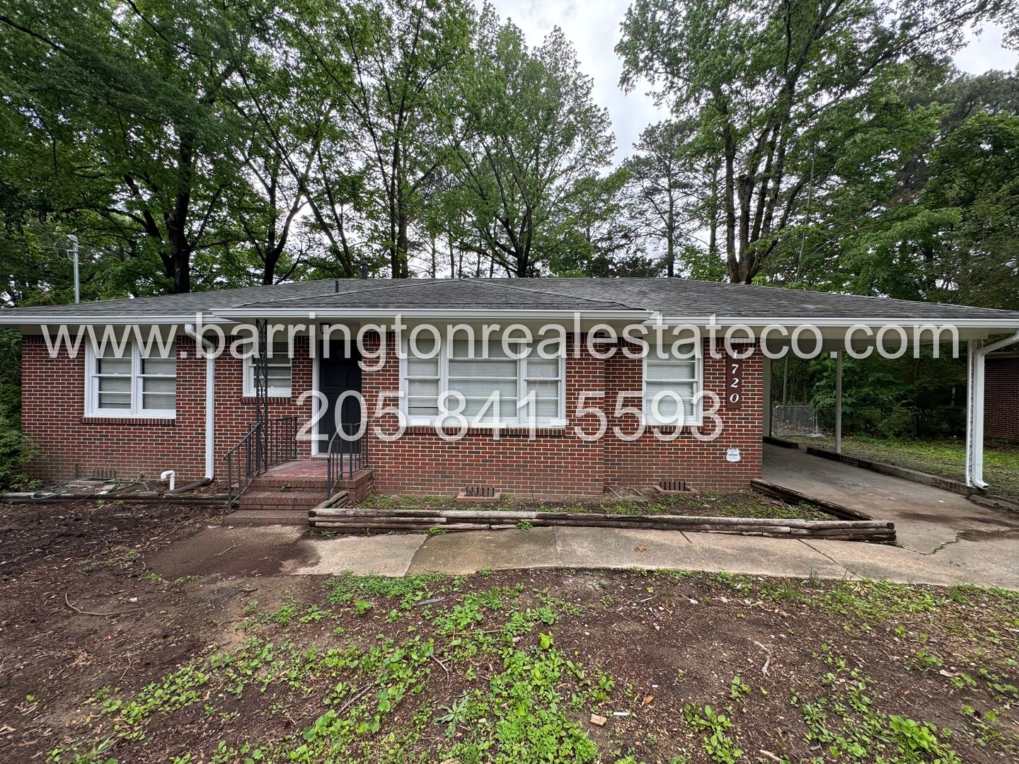 Center Point House: 1720 2nd Street N.E.