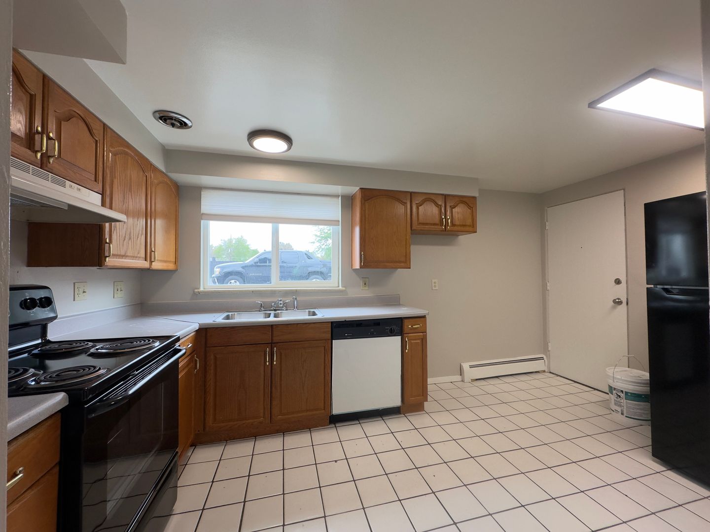 Lakewood Apartment: 1695 Reed St