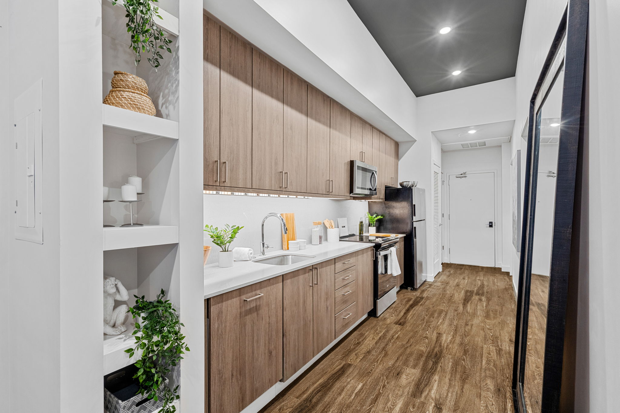 Philadelphia Apartment: 525 N 41st St