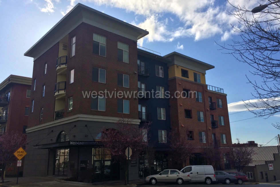Bellingham Condo: 112 E Maple St