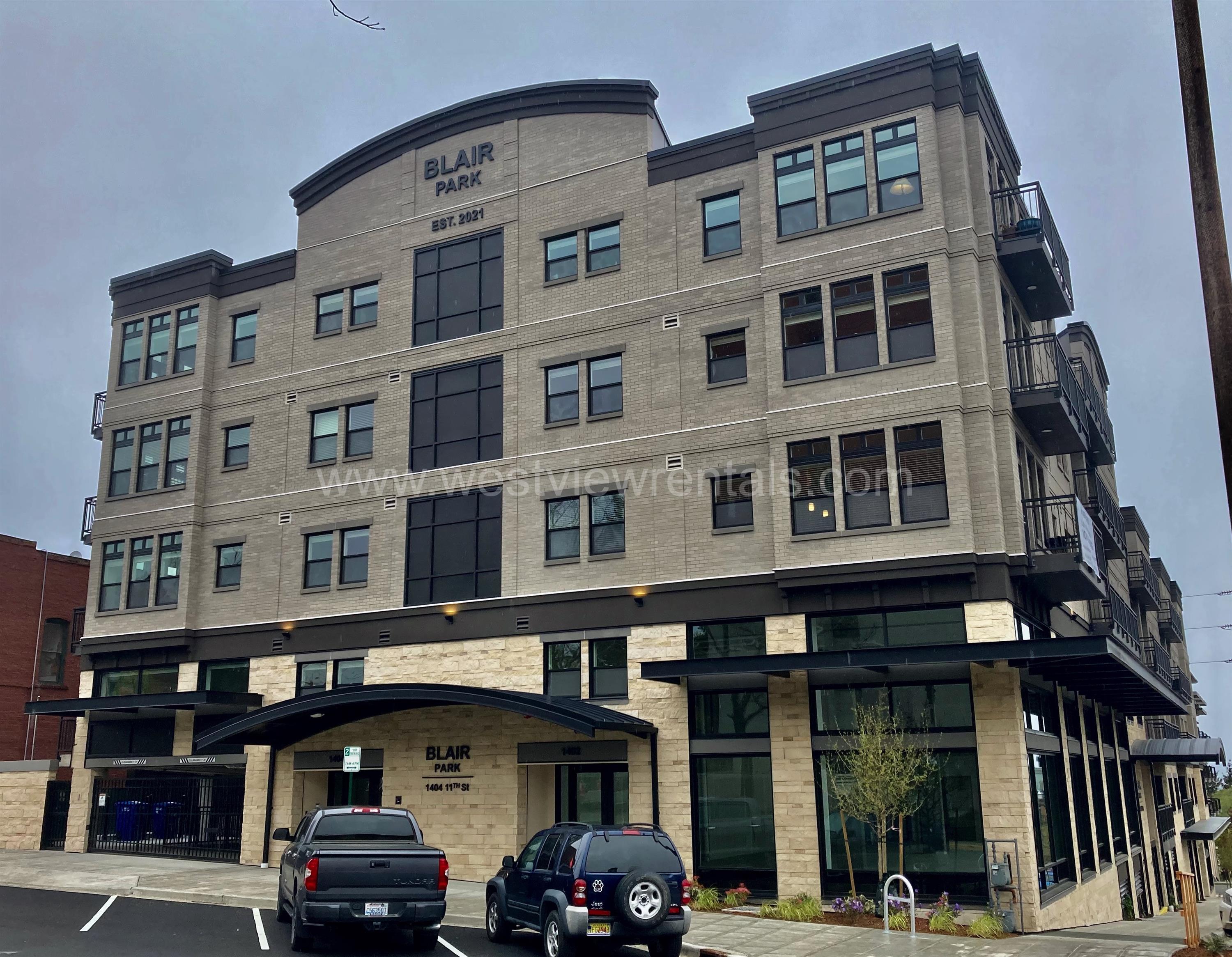 Bellingham Apartment: 1404 11th St