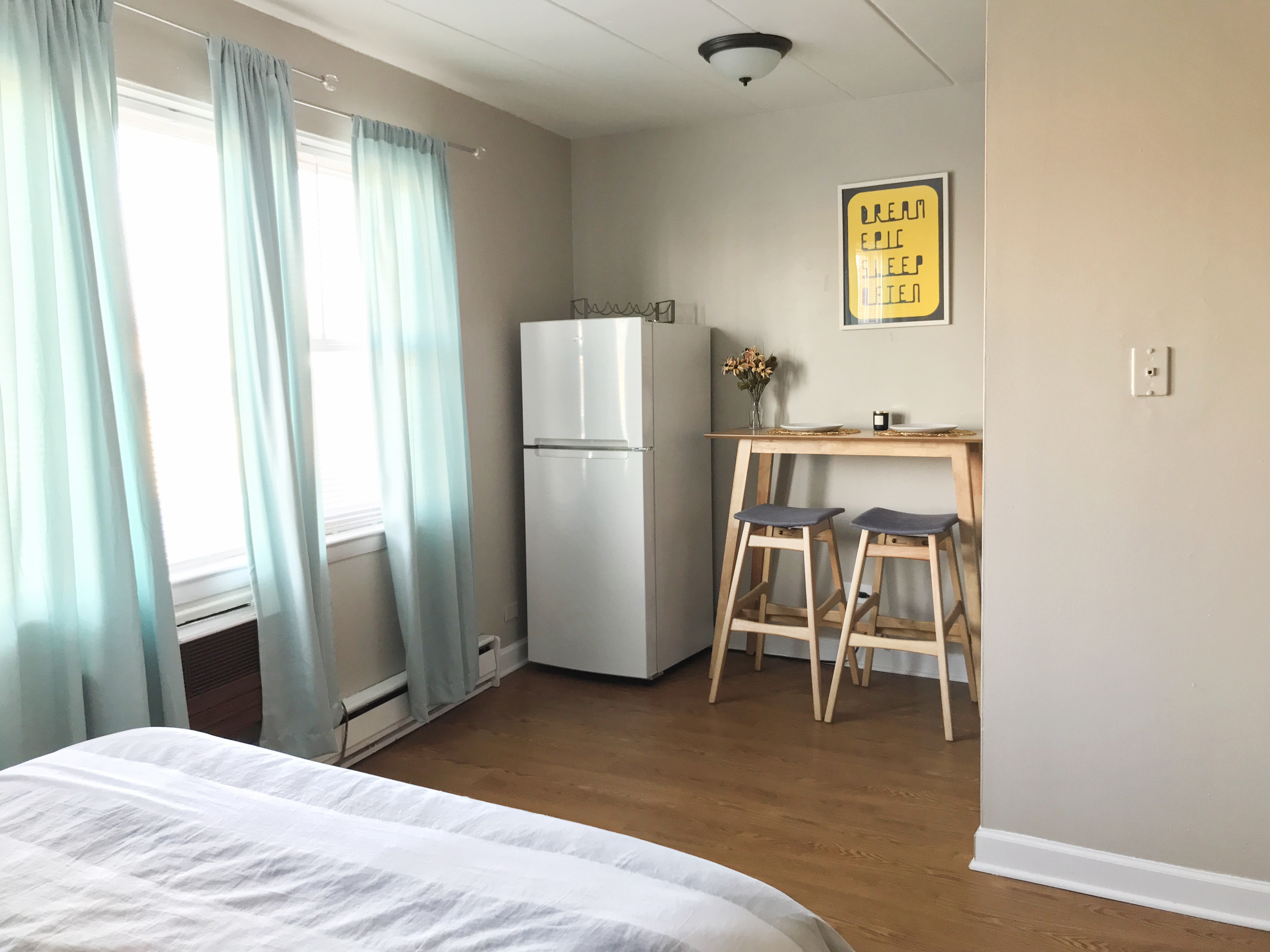 Berwyn Condo: 6606 Windsor Ave