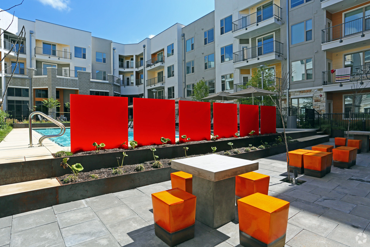 Austin Condo: 1701 East 4th Street