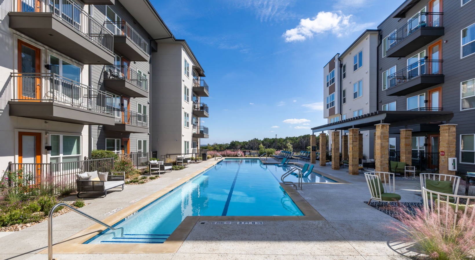 Austin Condo: 5520 Springdale Rd