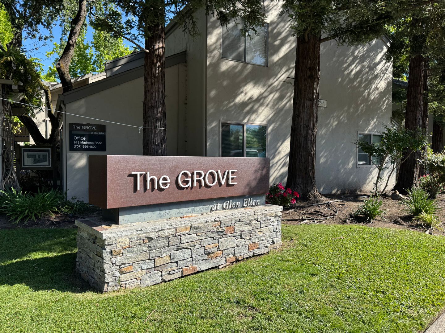 Glen Ellen Condo: 997 Madrone Road