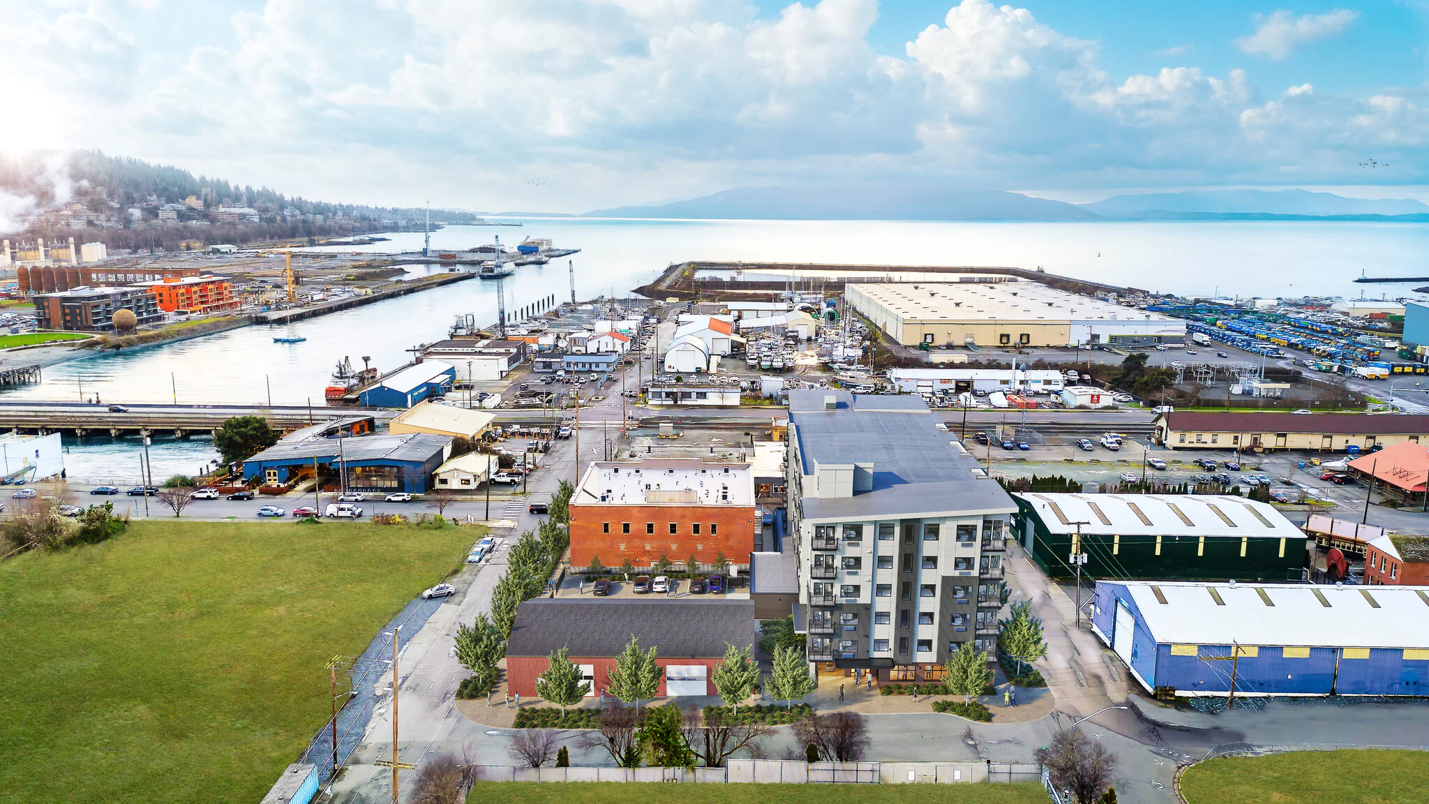 Bellingham Apartment: 711 Astor St
