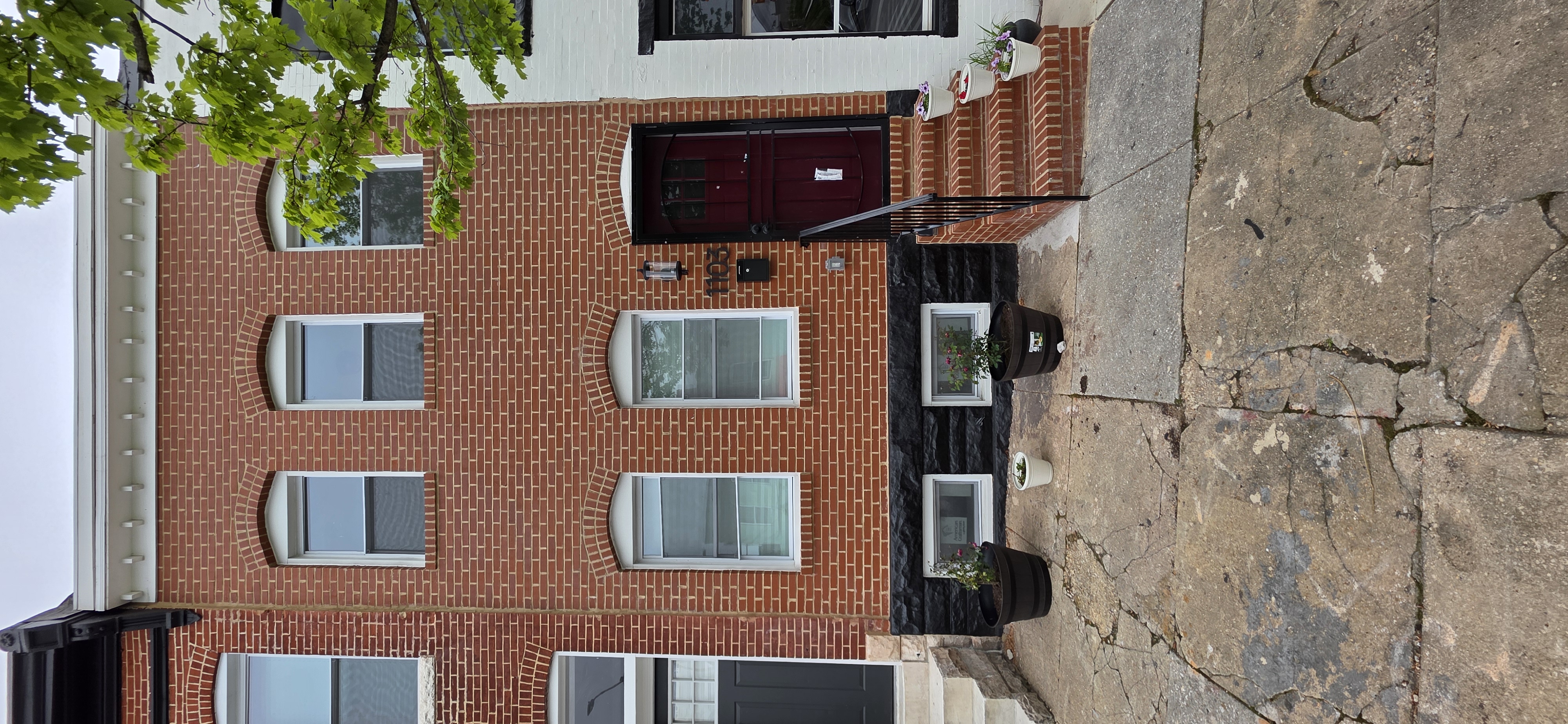 Baltimore Townhome: 1103 North Patterson Park Ave