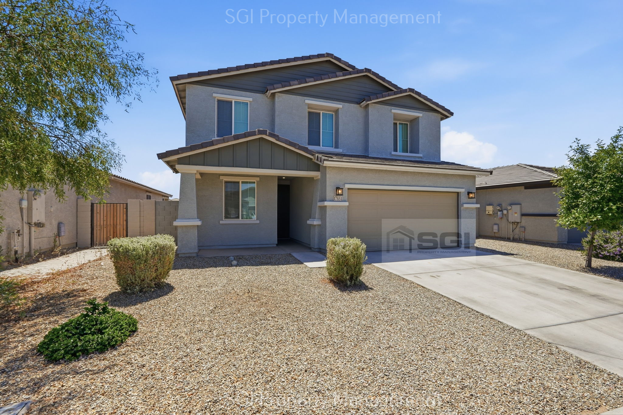 Surprise House: 17851 W Daley Ln