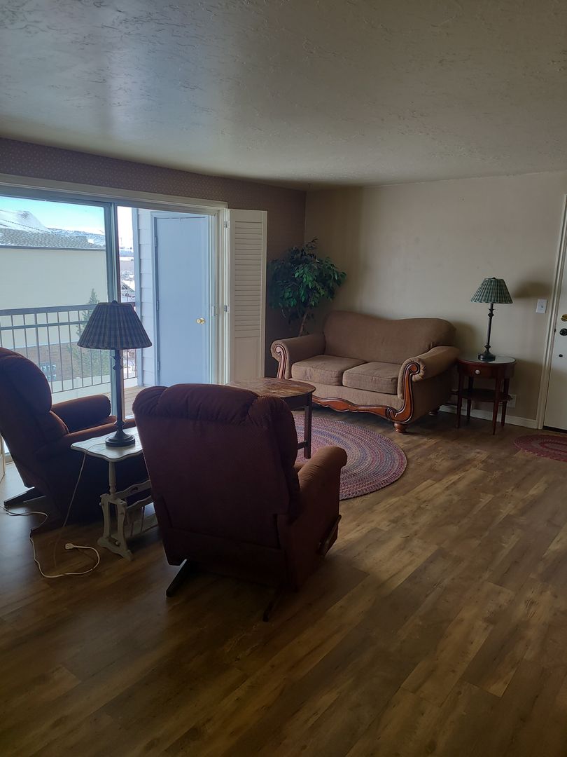 Rock Springs House: 2916 Plumtree Unit