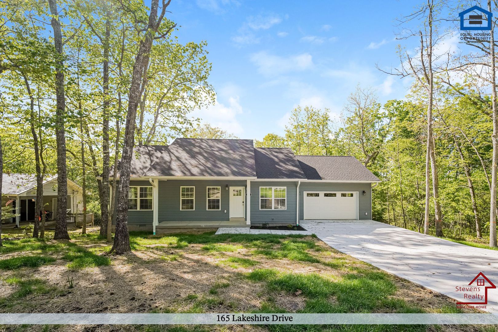 Crossville House: 165 Lakeshire Dr
