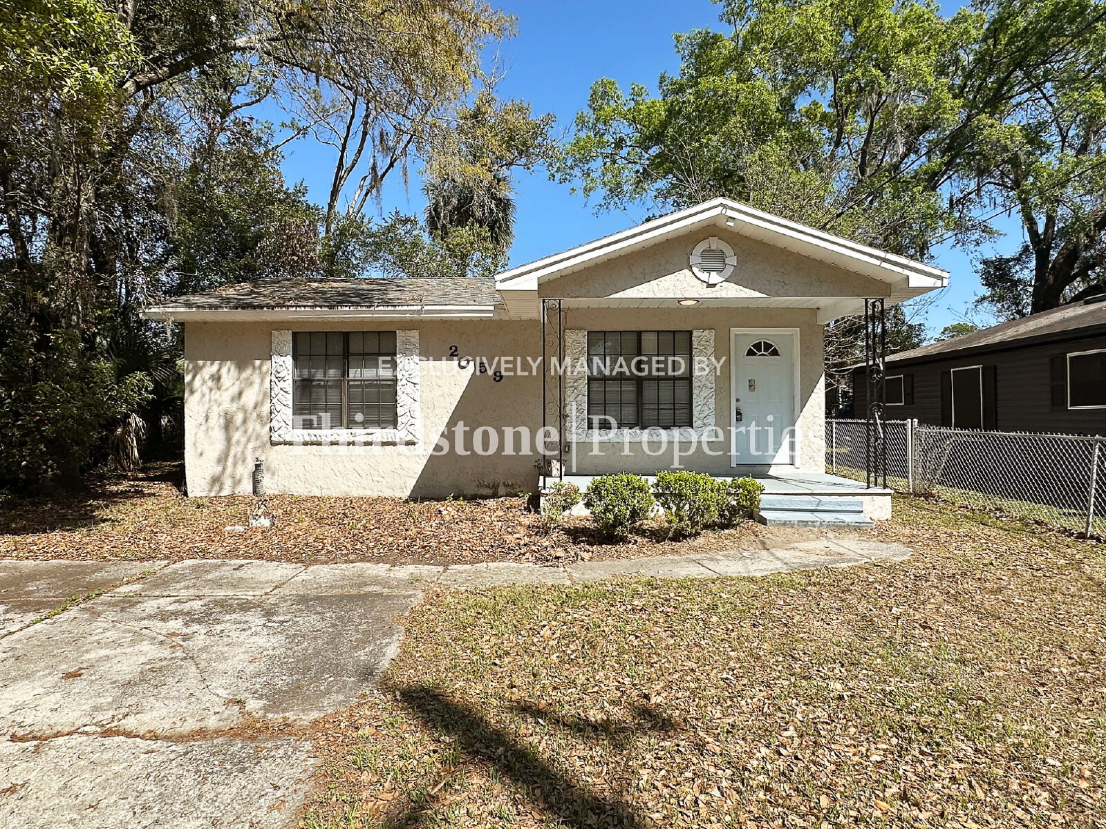 Jacksonville House: 2059 Morehouse Rd