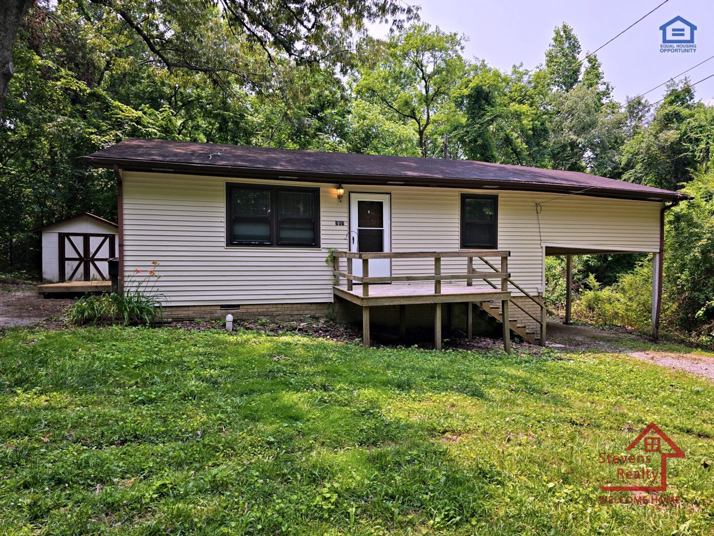 Cookeville House: 307 C C Camp Rd