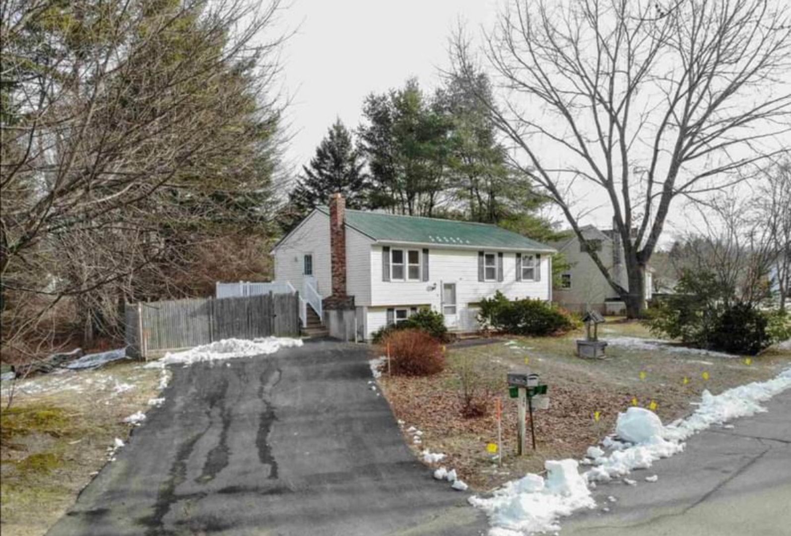 Dover House: 36 Toftree Ln