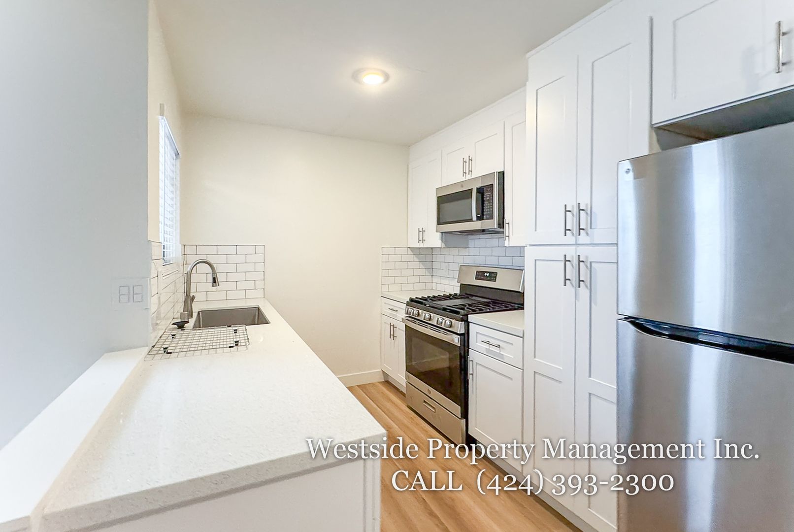 Los Angeles Condo: 3630 Midvale Ave